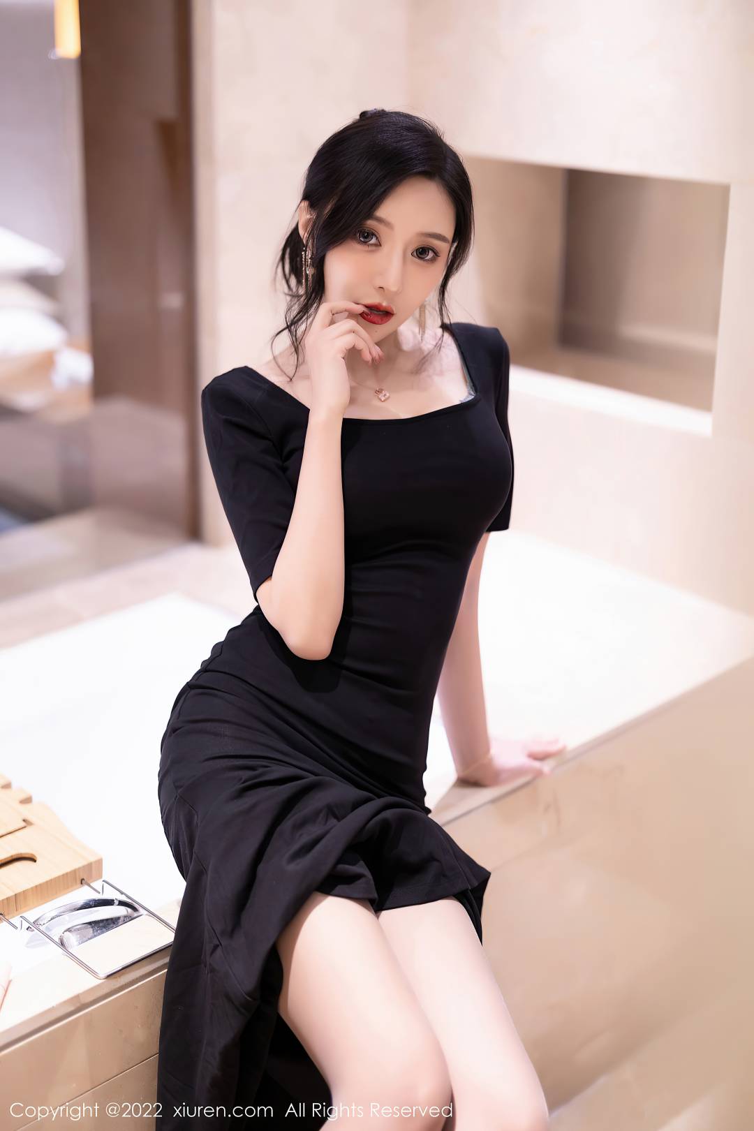 [XIUREN秀人网] 2022.06.24 NO.5187 王馨瑶yanni [60P-484MB]