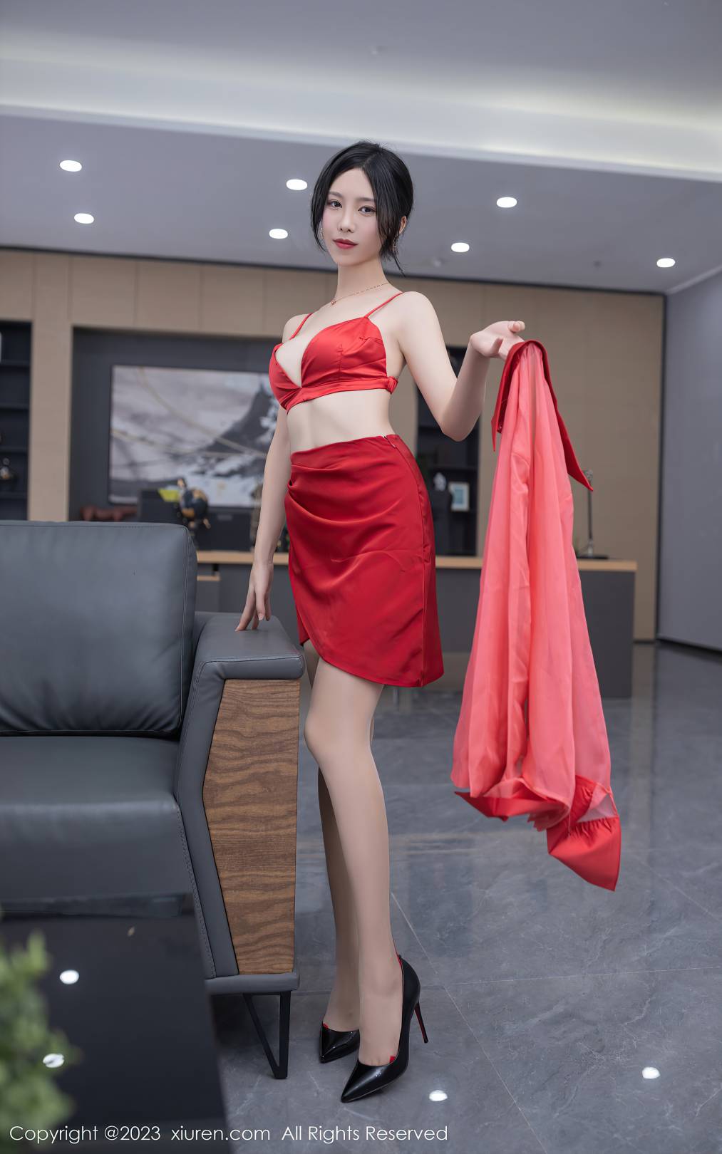 [XIUREN秀人网] 2023.01.30 NO.6189 利世 [73P-612MB]