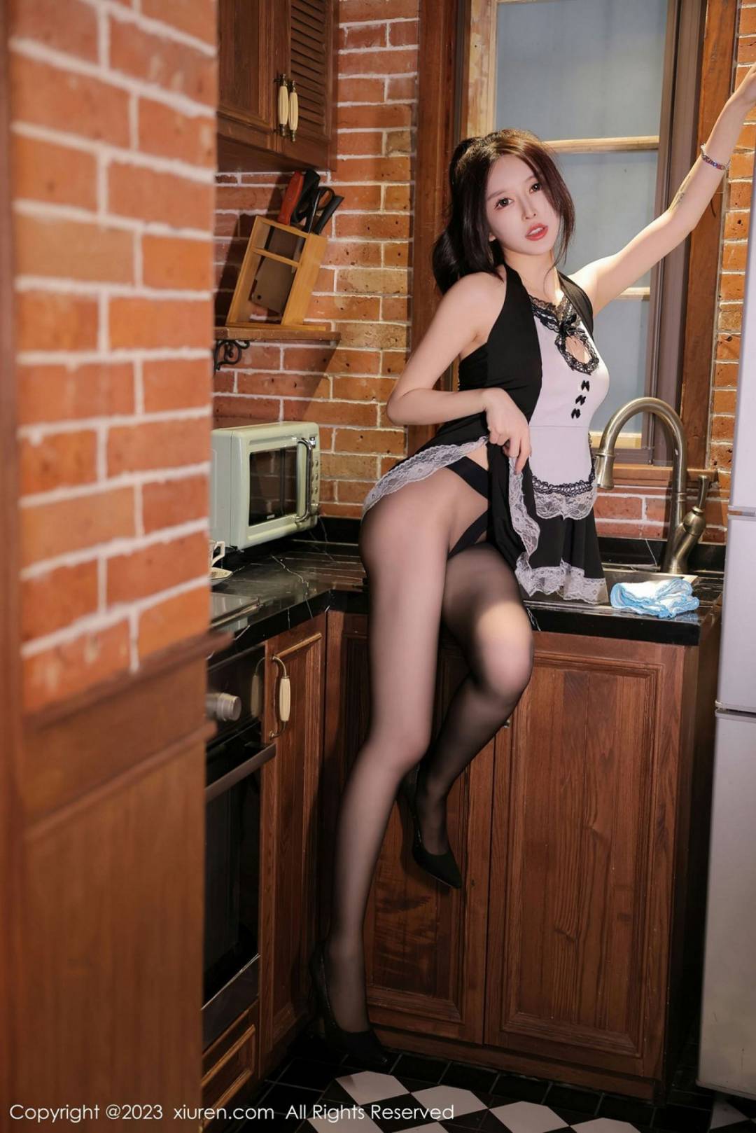 [XIUREN秀人网] 2023.02.21 NO.6295 玉兔miki [62P-608MB]