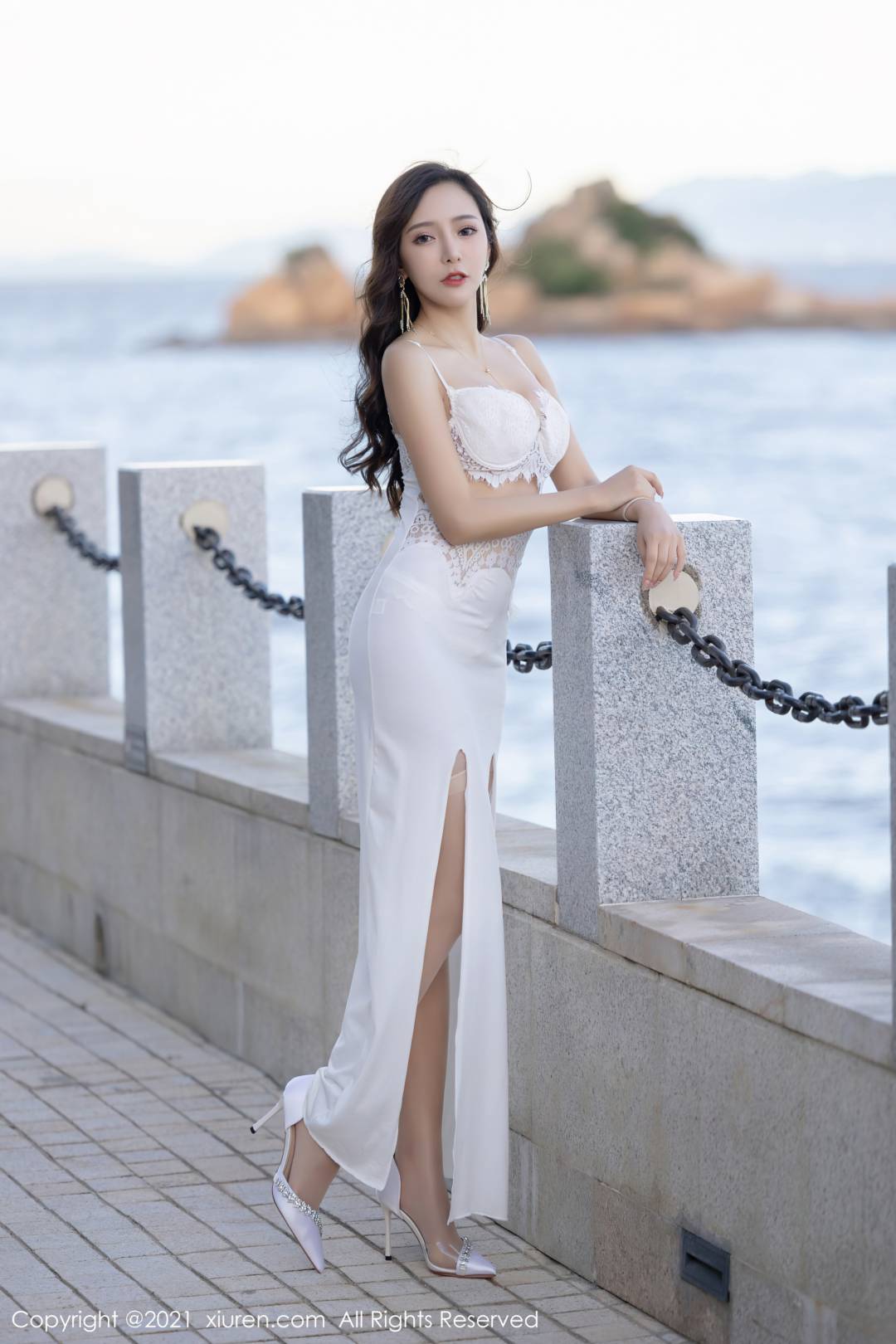 [XIUREN秀人网] 2021.09.27 NO.4004 王馨瑶yanni [75P-521MB]