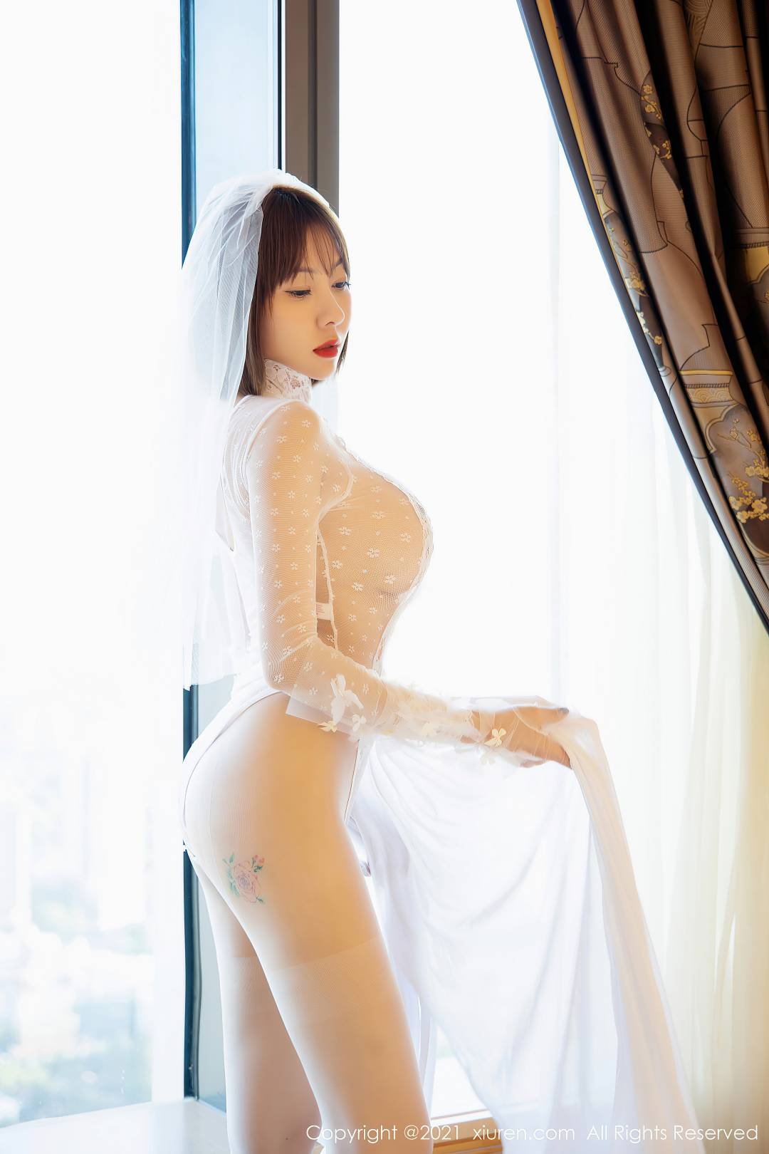 [XIUREN秀人网] 2021.11.11 NO.4200 果儿Victoria [51P-619MB]