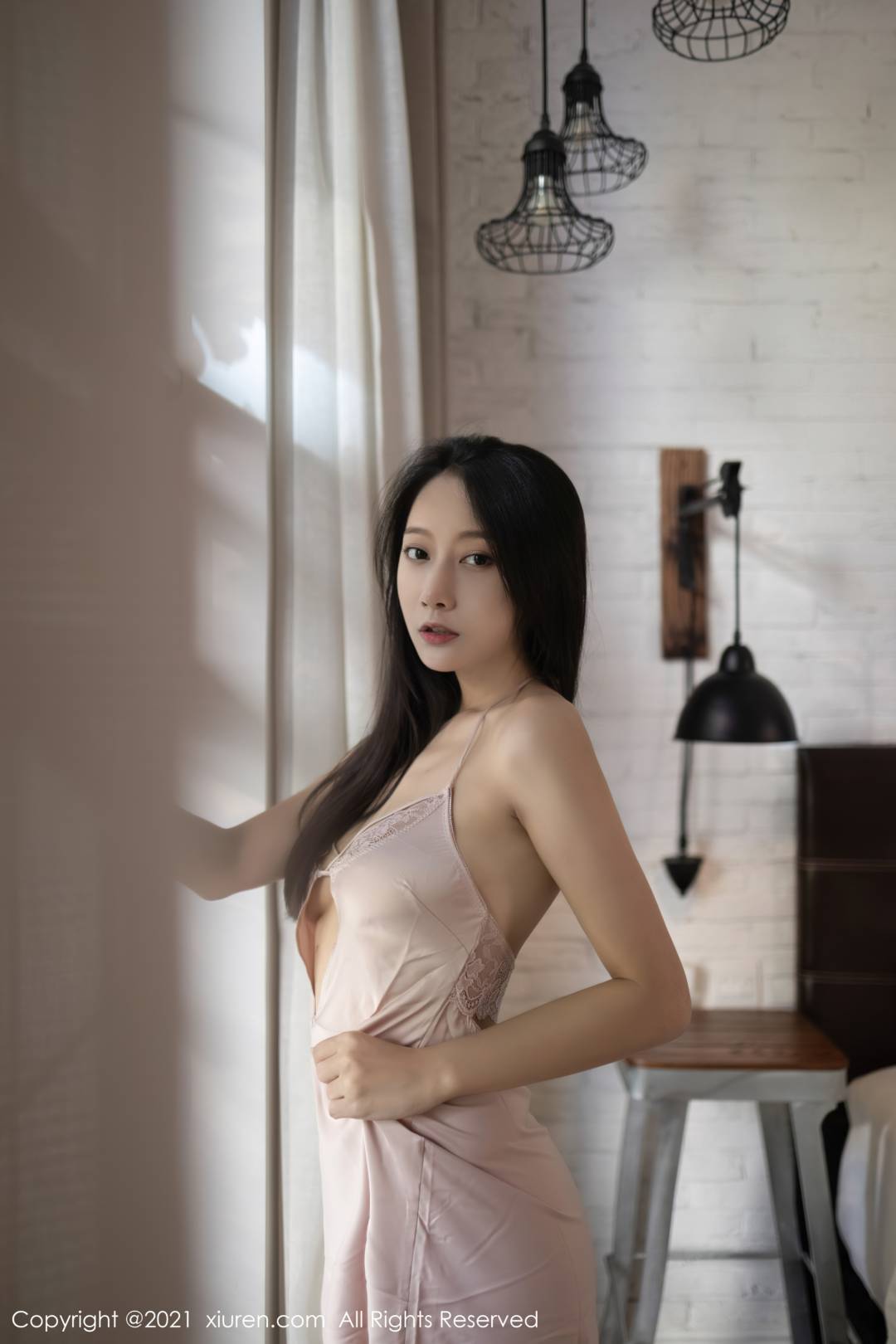 [XIUREN秀人网] 2021.09.28 NO.4006 何嘉颖 [49P-403MB]