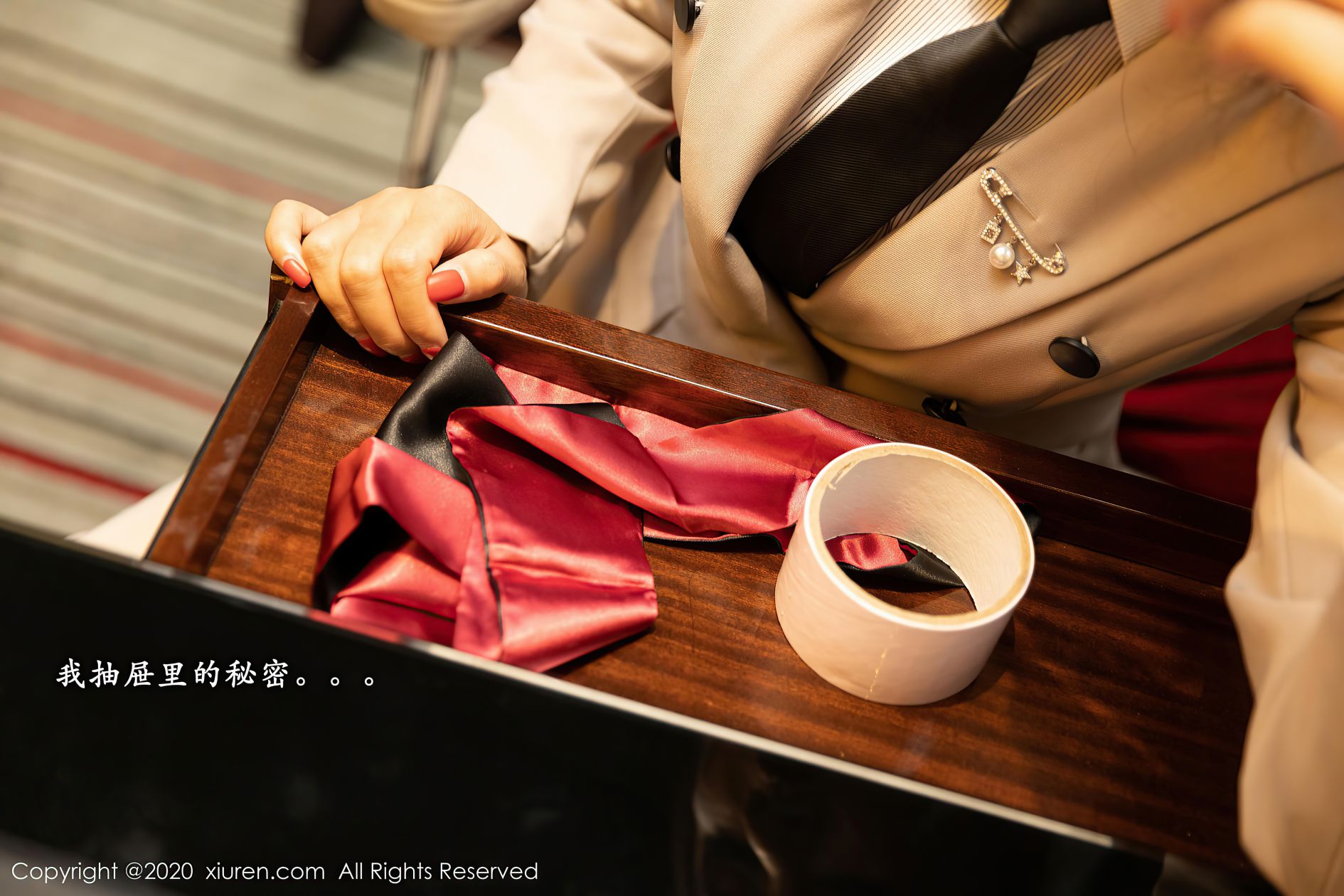 [XIUREN秀人网] 2020.12.04 NO.2857 模特合集 周于希Sandy Emily顾奈奈 [101P-1030MB]
