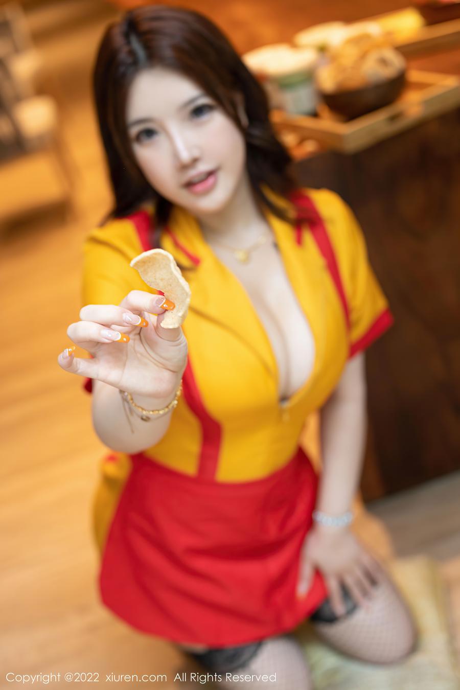 [XIUREN秀人网] 2022.08.29 NO.5509 小海臀Rena [56P-522MB]