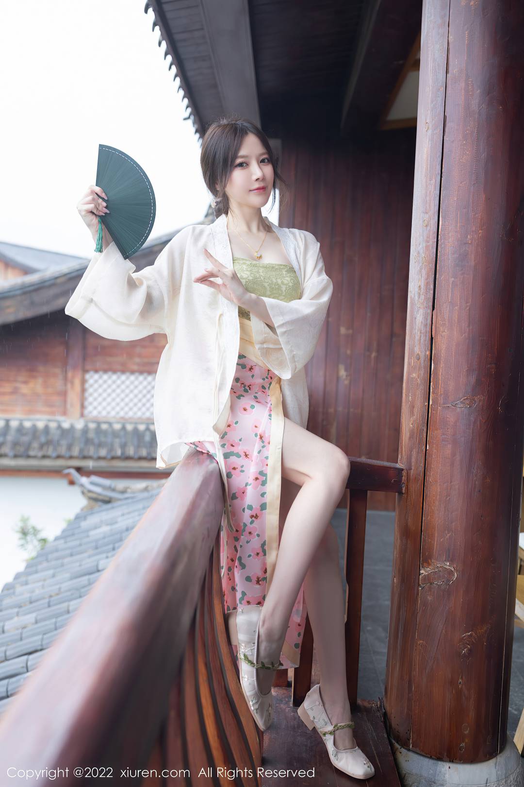 [XIUREN秀人网] 2022.06.10 NO.5130 鱼子酱Fish [78P-829MB]