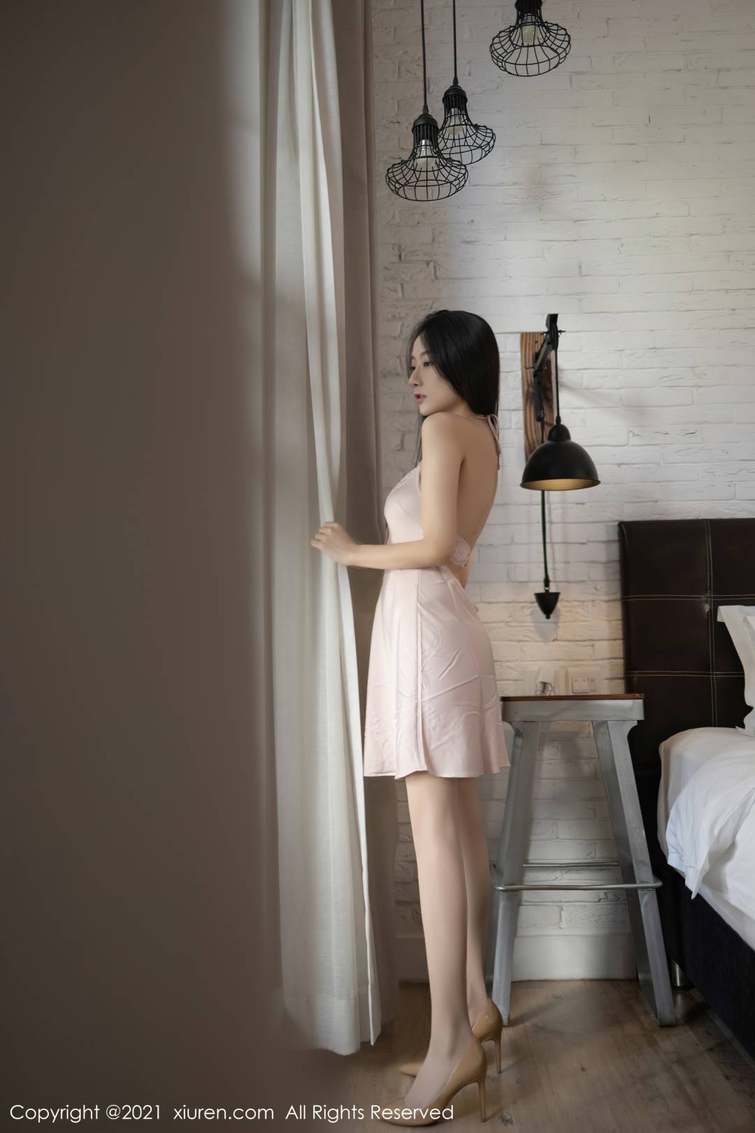 [XIUREN秀人网] 2021.09.28 NO.4006 何嘉颖 [49P-403MB]