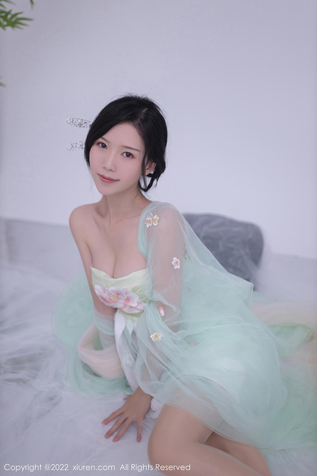 [XIUREN秀人网] 2022.07.27 NO.5345 利世 [72P-542MB]