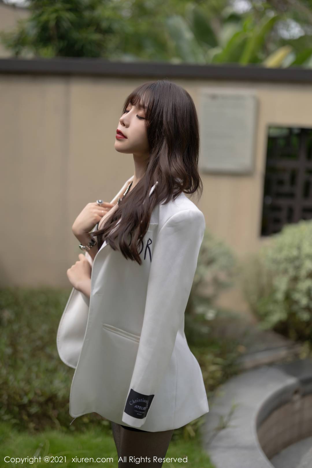 [XIUREN秀人网] 2021.08.05 NO.3763 芝芝Booty [98P-676MB ]