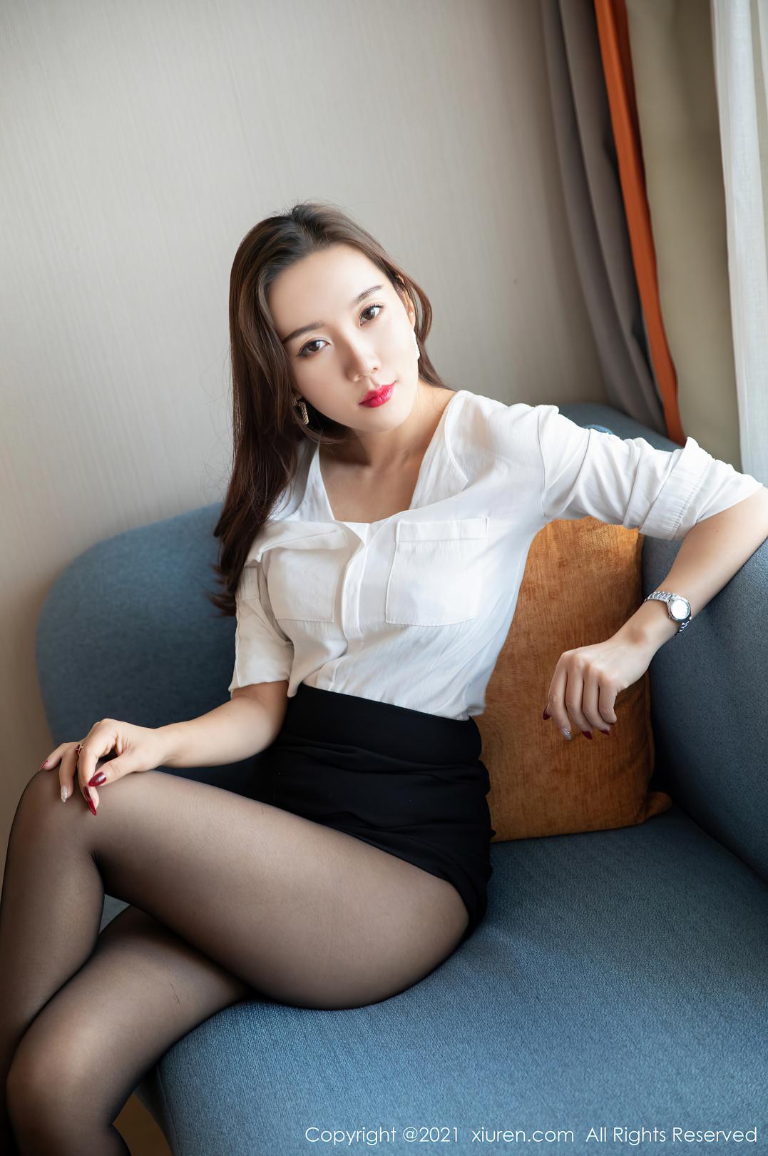 [XIUREN秀人网]2021.01.27 NO.3049 艾静香[46P-457MB]
