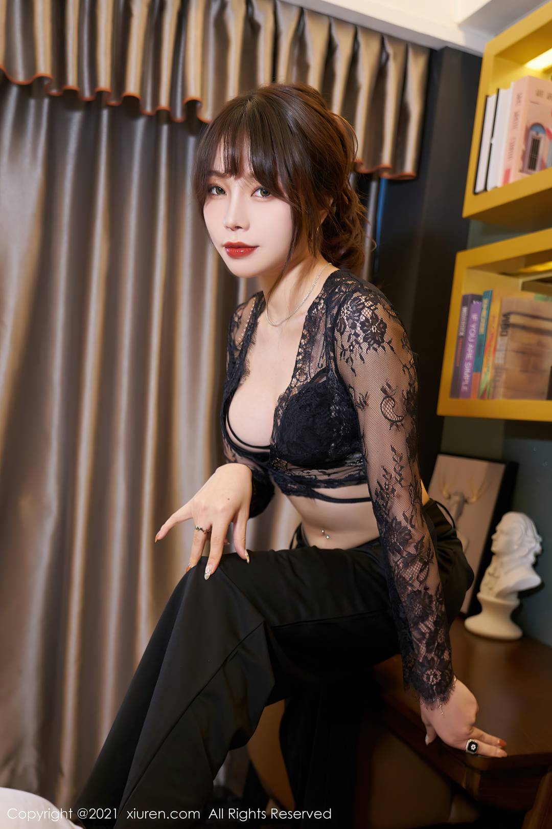 [XIUREN秀人网] 2021.05.14 NO.3414 芝芝Booty [58P-590MB]