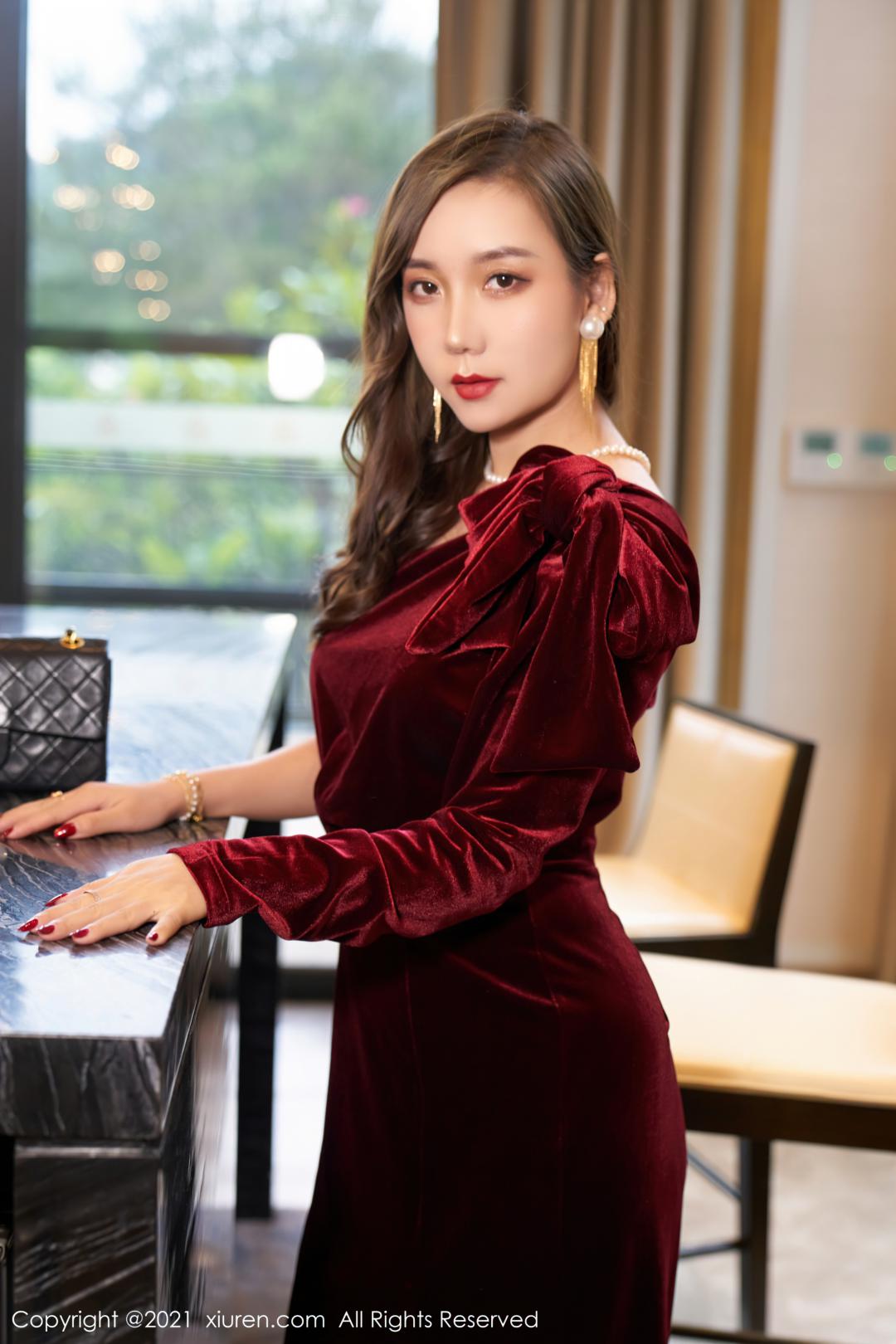 [XIUREN秀人网] 2021.08.17 NO.3807 艾静香 [60P-492MB]