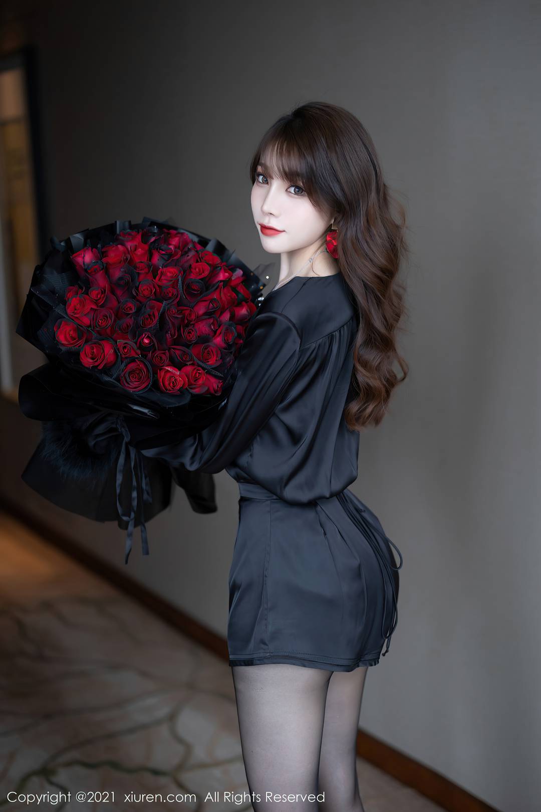 [XIUREN秀人网] 2021.11.11 NO.4205 芝芝Booty [85P-733MB]