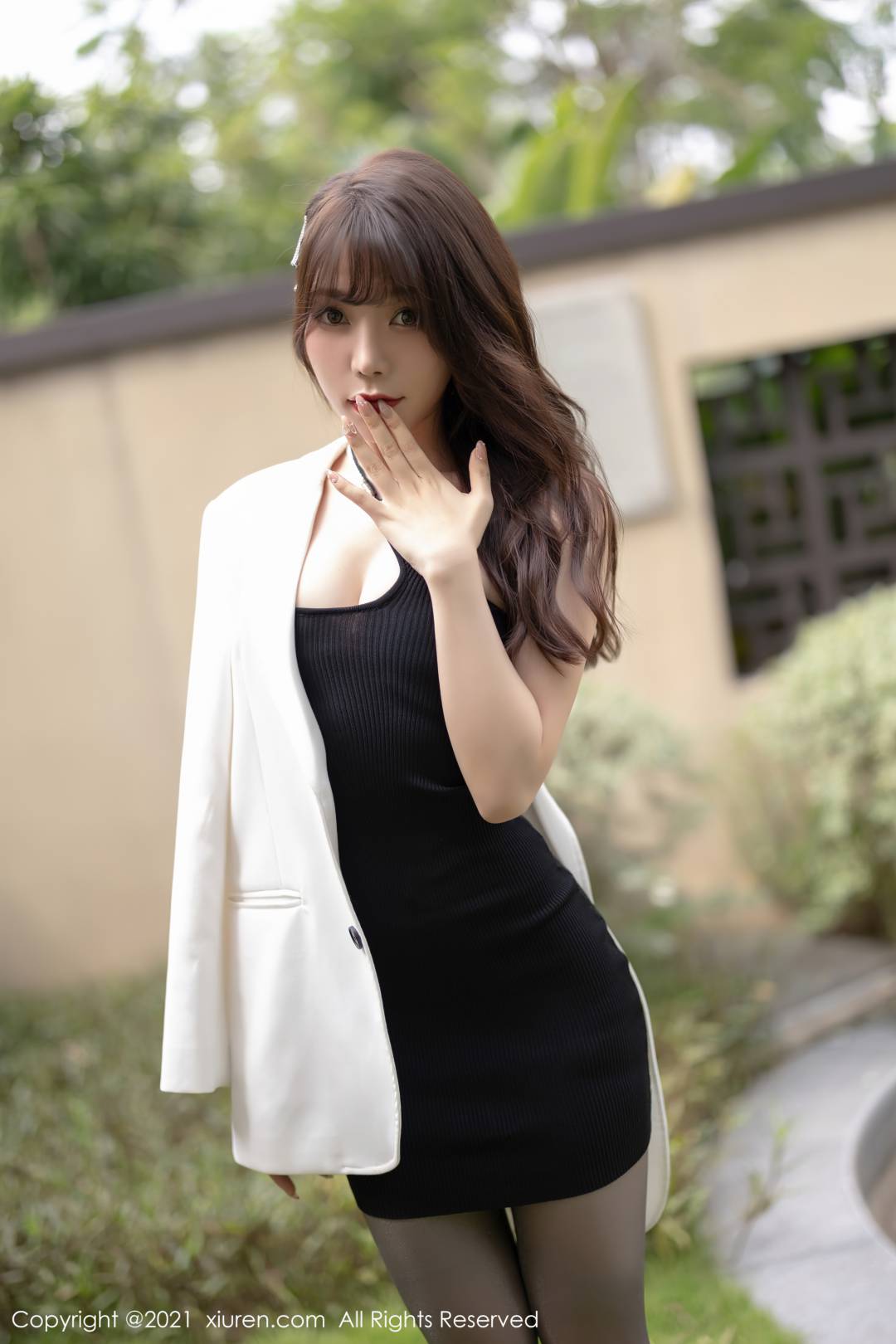 [XIUREN秀人网] 2021.08.05 NO.3763 芝芝Booty [98P-676MB ]