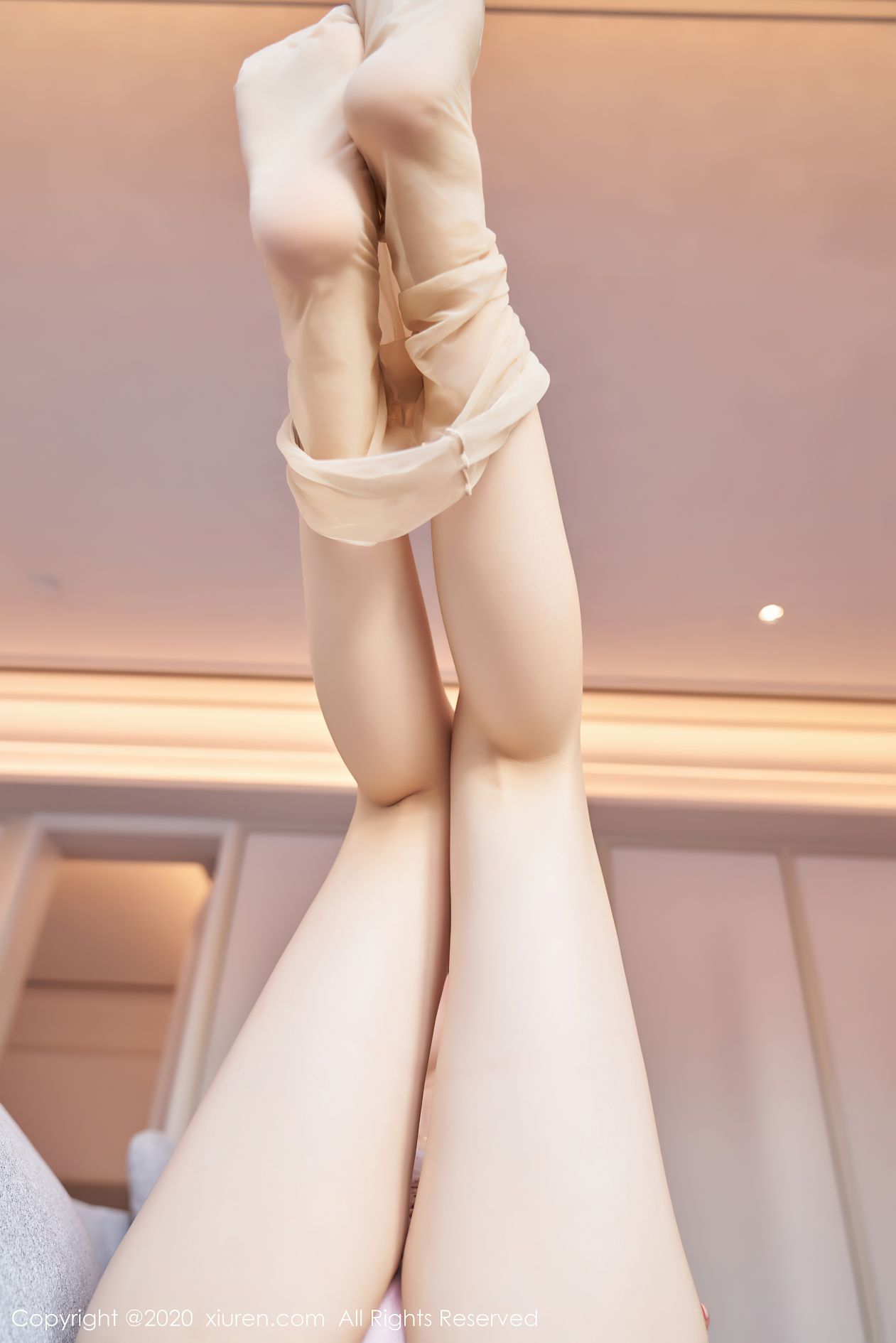 [XIUREN秀人网] 2020.12.28 NO.2949 芝芝Booty [83P-813MB]