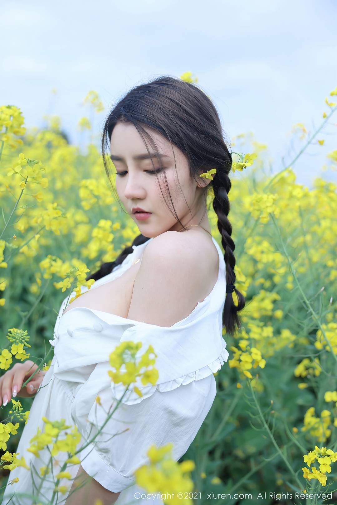 [XIUREN秀人网] 2021.04.07 NO.3276 夏西CiCi [49P-506MB]