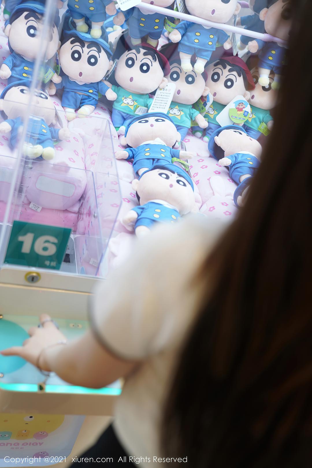[XIUREN秀人网]2021.01.20 NO.3023 玉兔miki[70P-679MB]