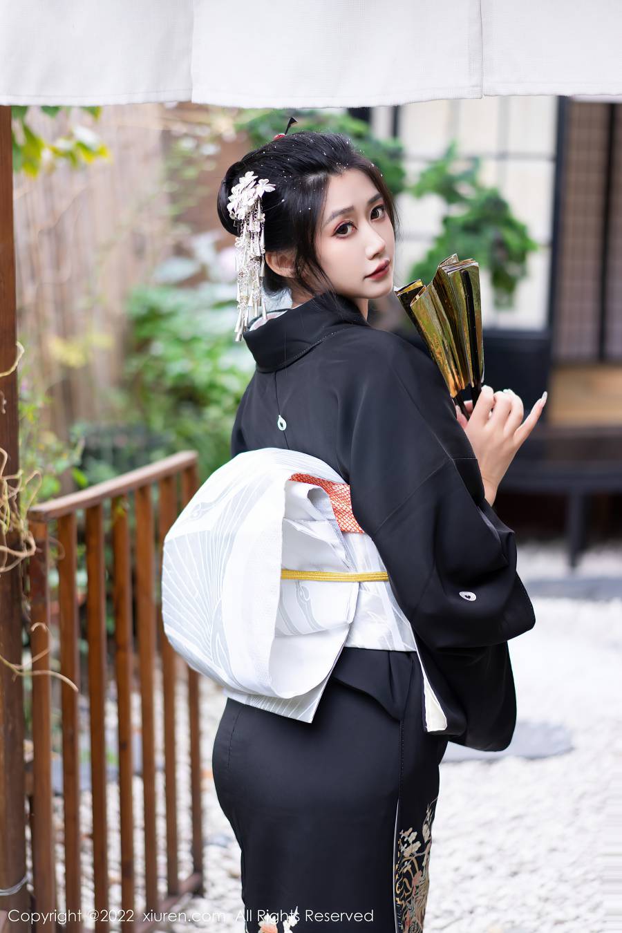 [XIUREN秀人网] 2022.11.30 NO.5932 laura阿姣 [74P-723MB]