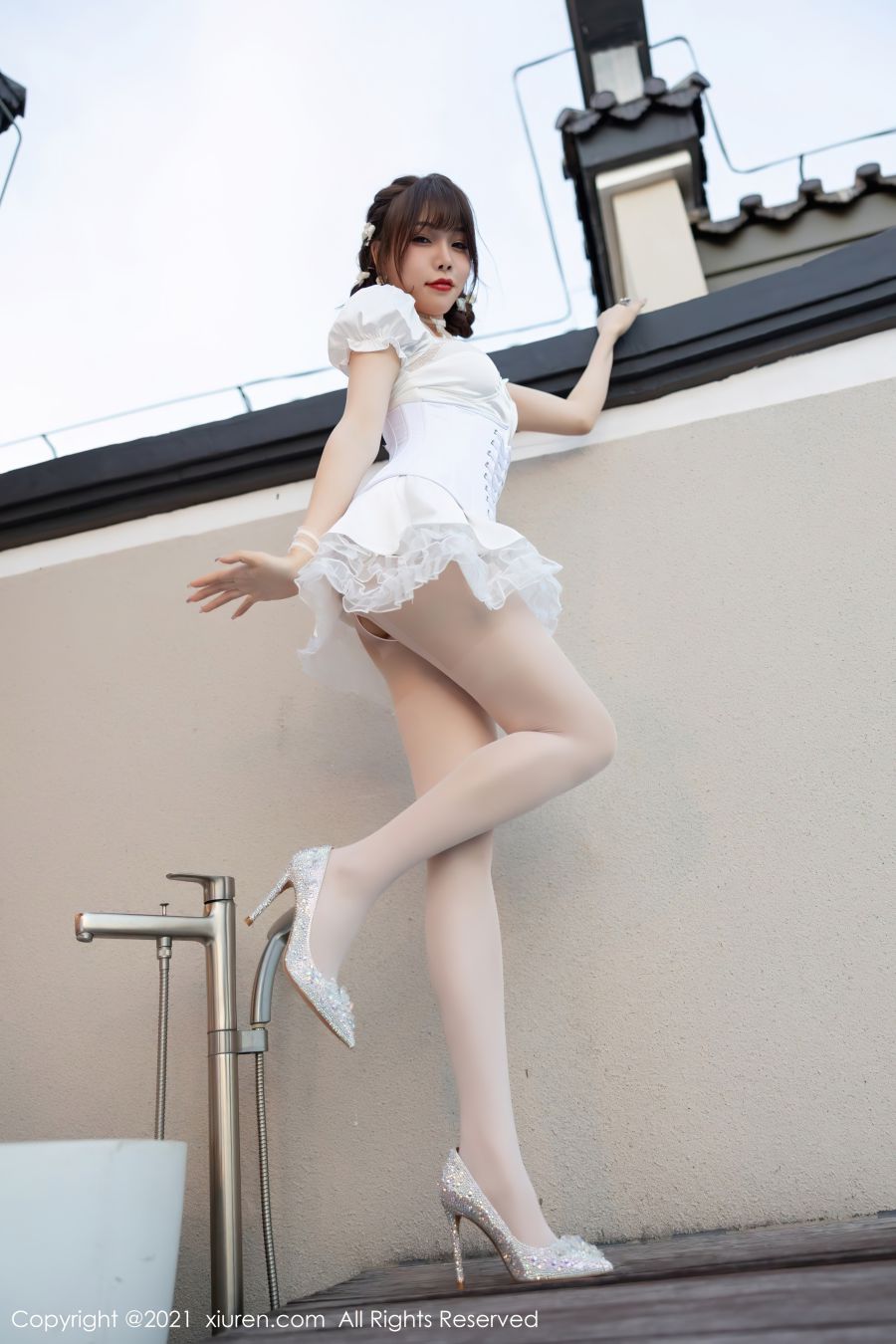 [XIUREN秀人网] 2021.09.26 NO.3998 芝芝Booty [62P-612MB]