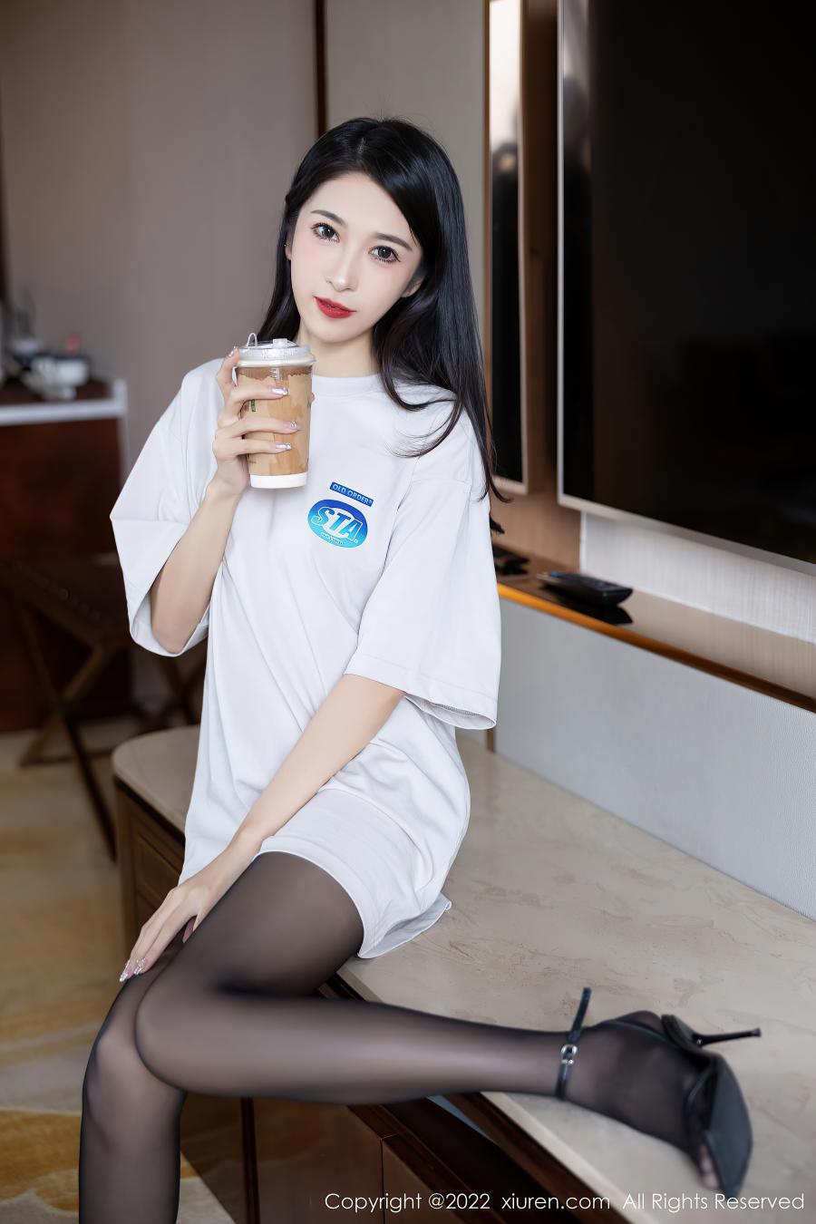 [XIUREN秀人网] 2022.08.29 NO.5507 林乐一 [80P-700MB]