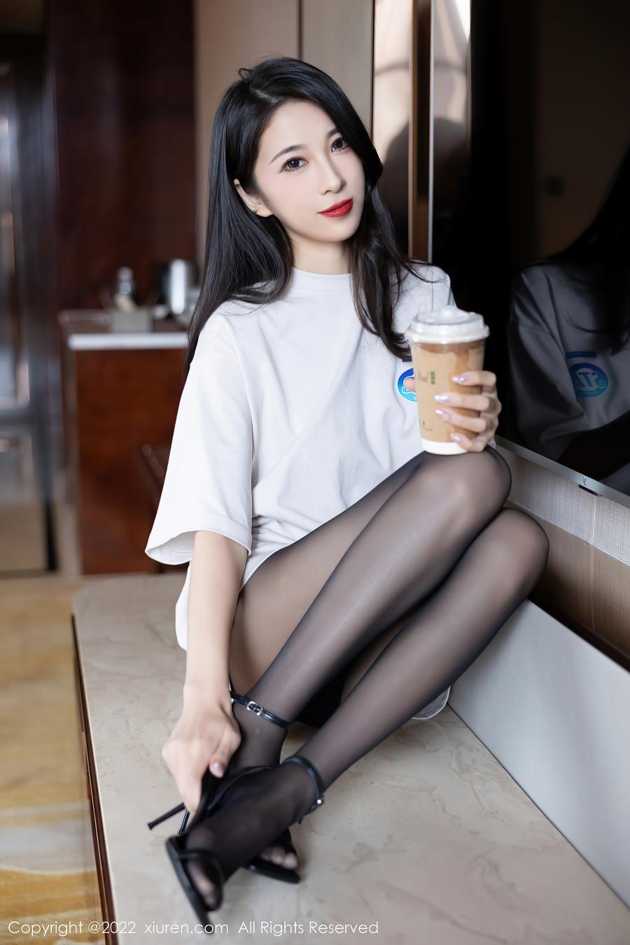 [XIUREN秀人网] 2022.08.29 NO.5507 林乐一 [80P-700MB]