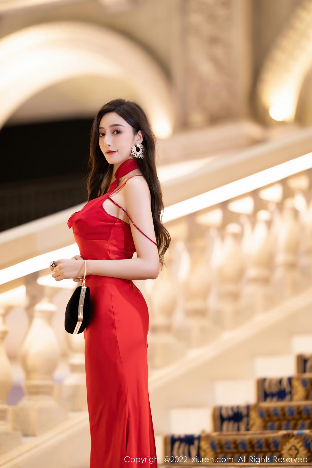 [XIUREN秀人网] 2022.08.19 NO.5470 王馨瑶yanni [78P-654MB]