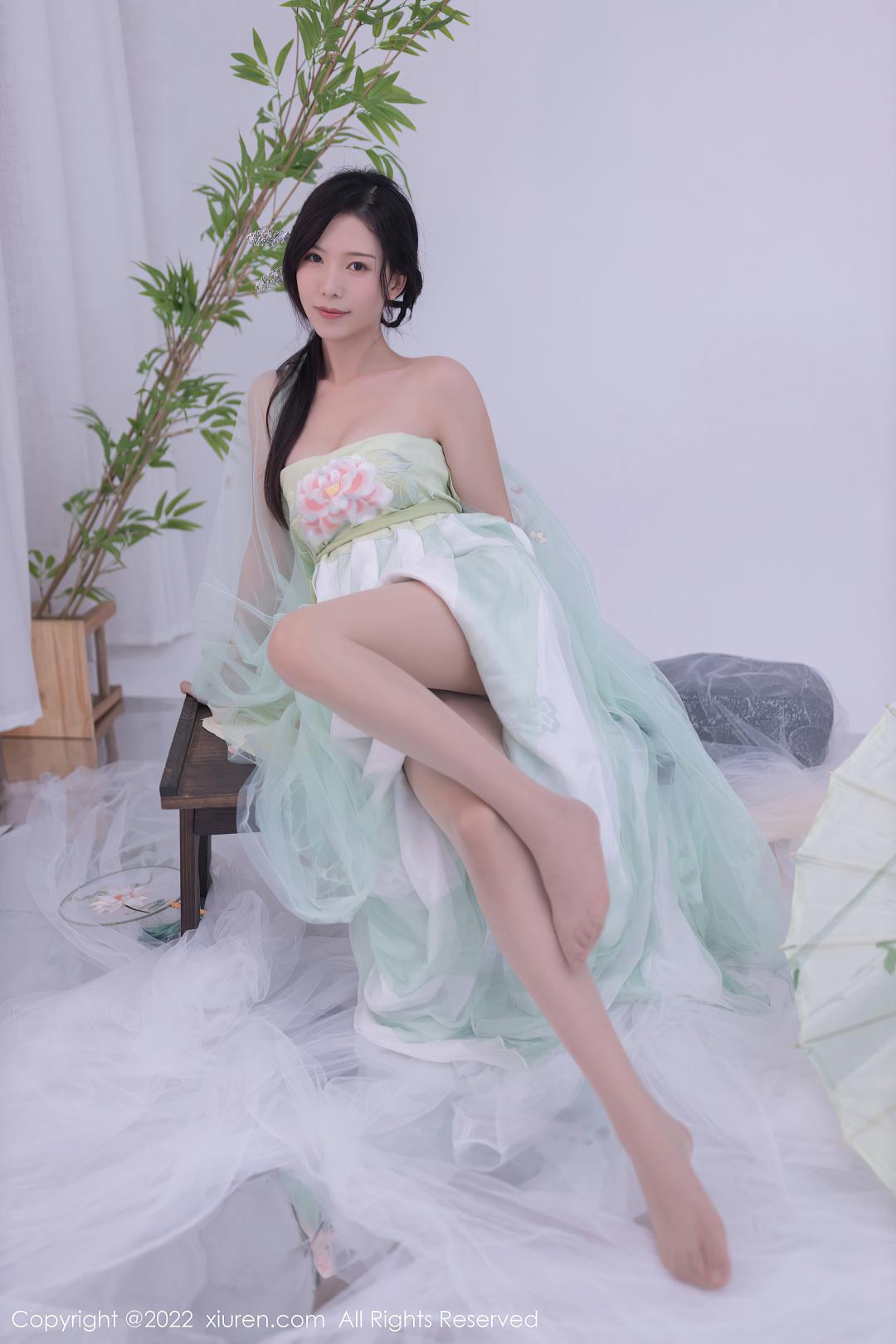 [XIUREN秀人网] 2022.07.27 NO.5345 利世 [72P-542MB]