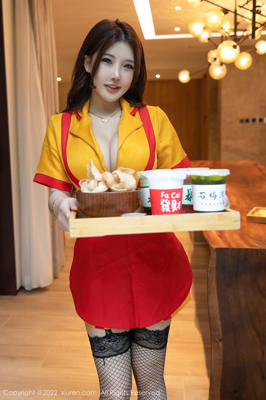 [XIUREN秀人网] 2022.08.29 NO.5509 小海臀Rena [56P-522MB]