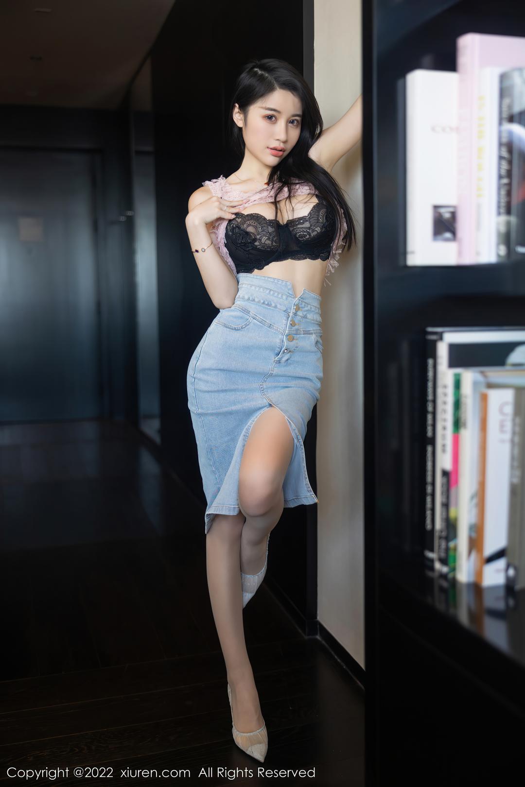[XIUREN秀人网] 2022.08.25 NO.5489 美七Mia [97P-893MB]