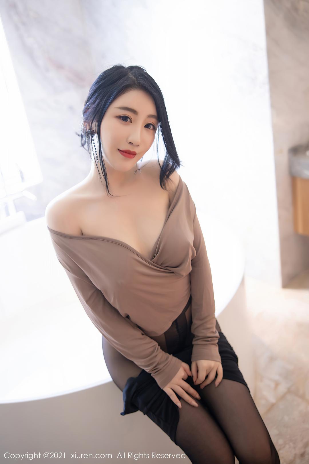 [XIUREN秀人网]2021.01.28 NO.3057 Cherry绯月樱[67P-544MB]