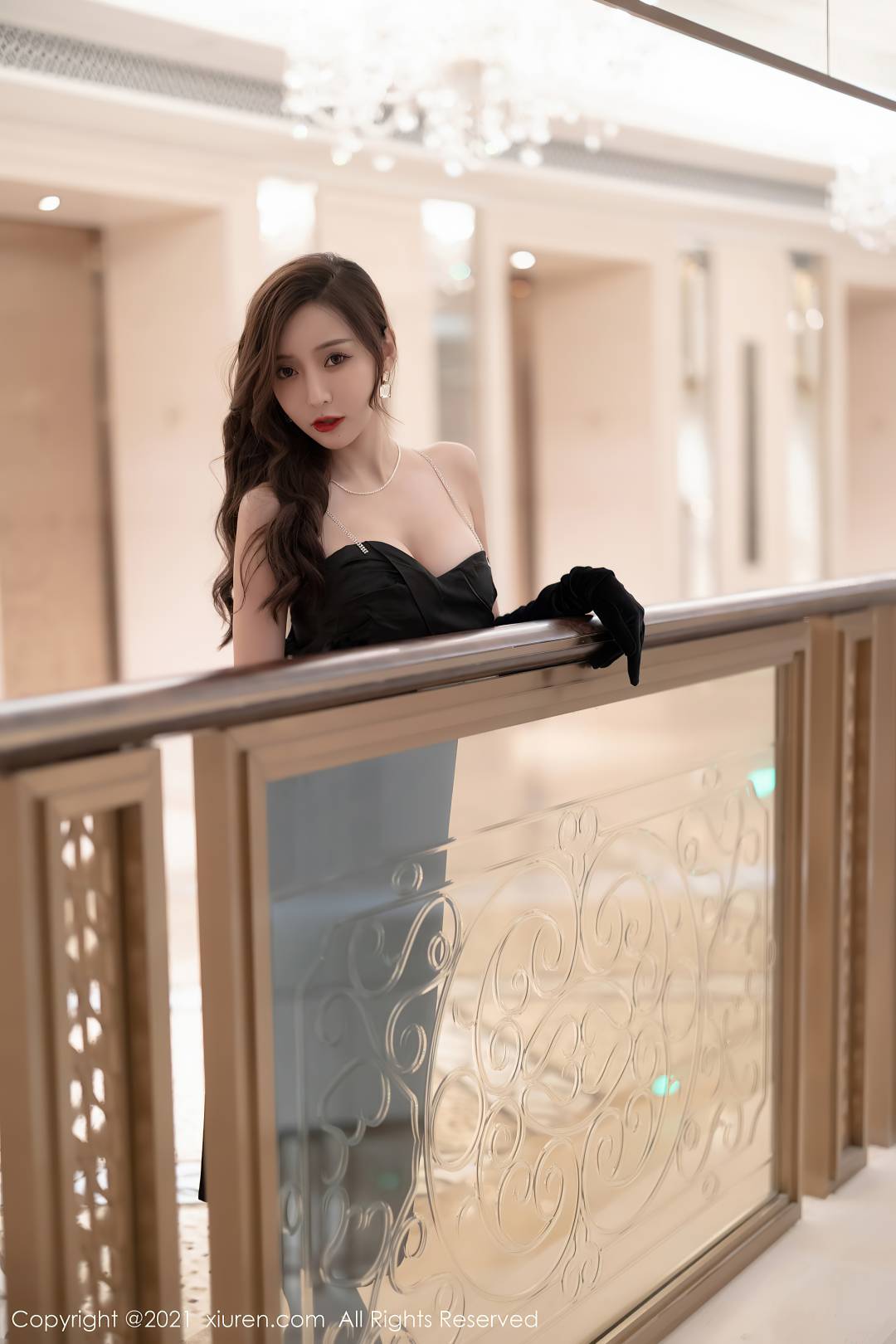 [XIUREN秀人网] 2021.10.22 NO.4101 王馨瑶yanni [57P-460MB]