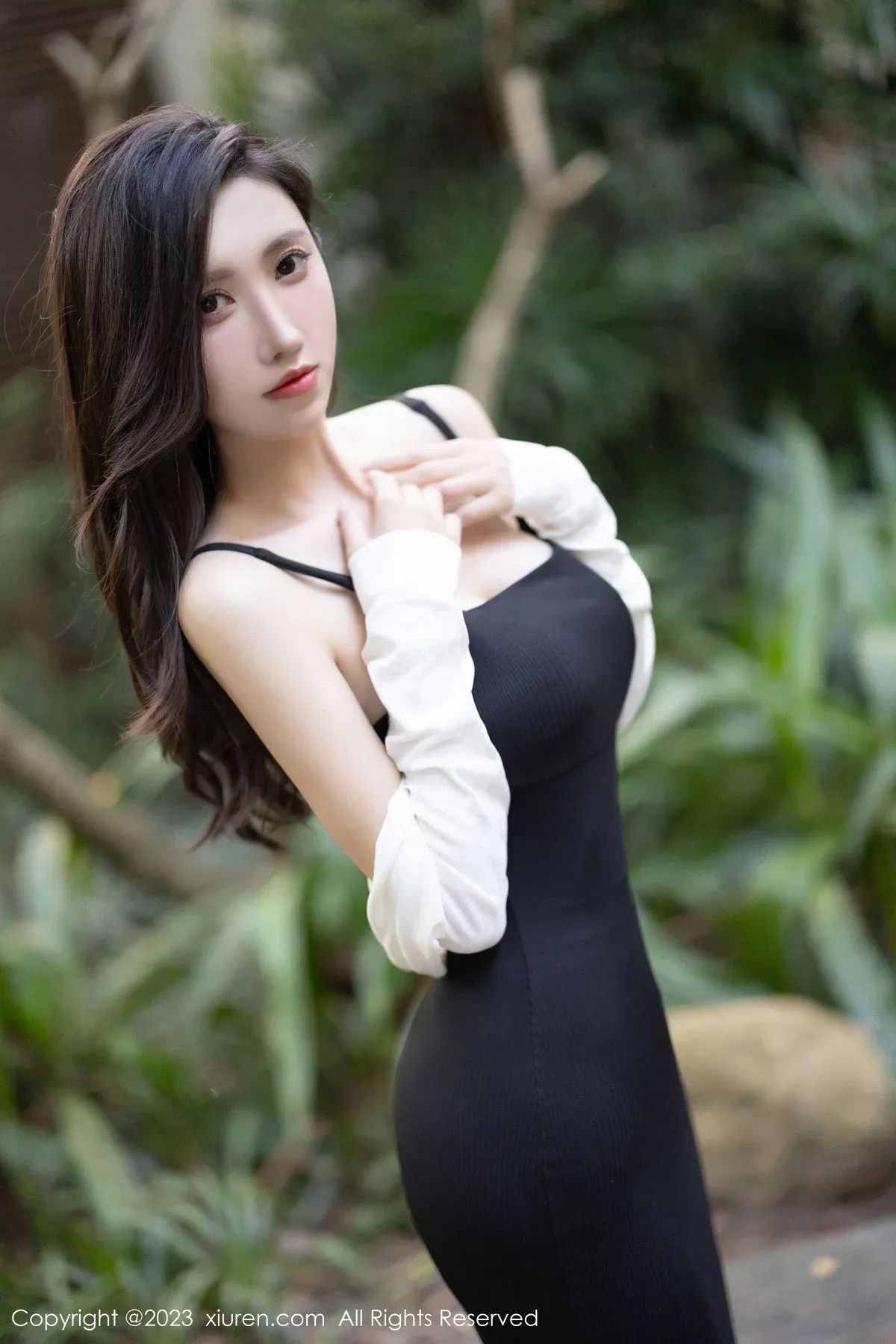 [XIUREN秀人网] 2023.12.19 NO.7830 章芃芃 [80P-711MB]