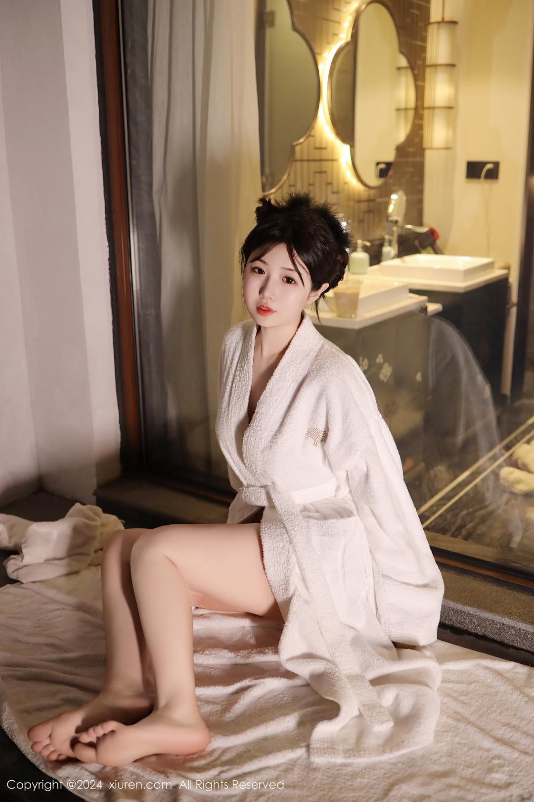 [XIUREN秀人网] 2024.03.20 NO.8263 陈小花 [58P-555MB]