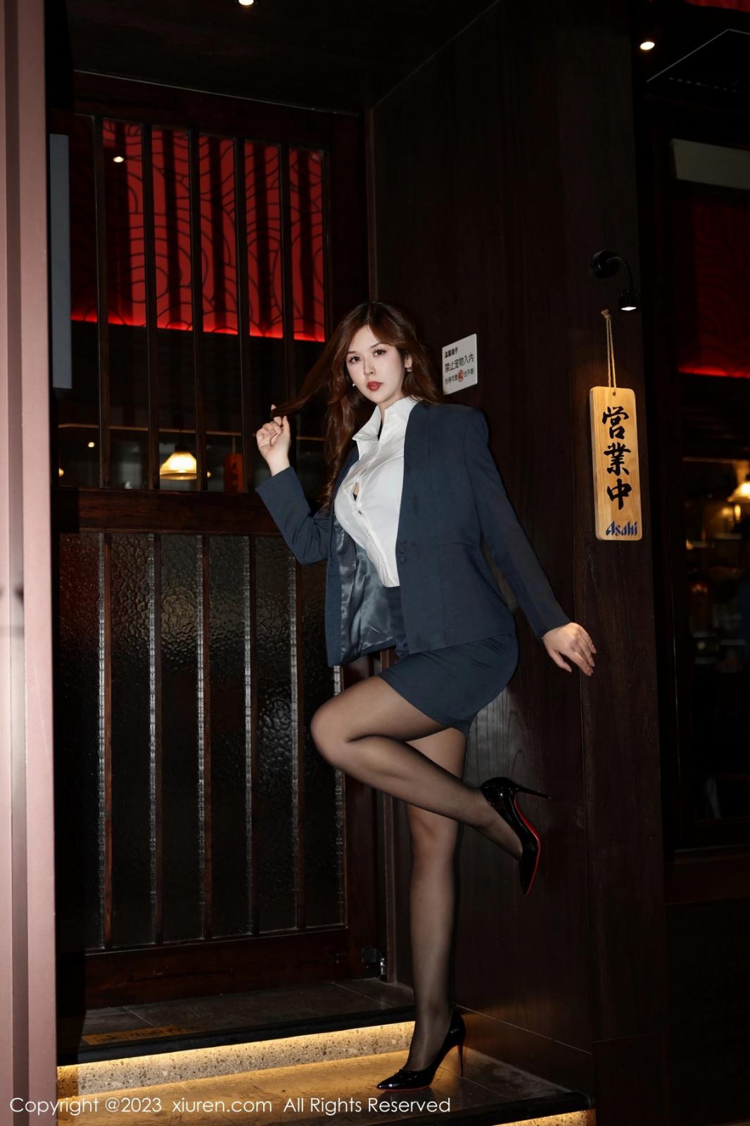 [XIUREN秀人网] 2023.12.13 NO.7801 月野兔美妞 [82P-894MB]