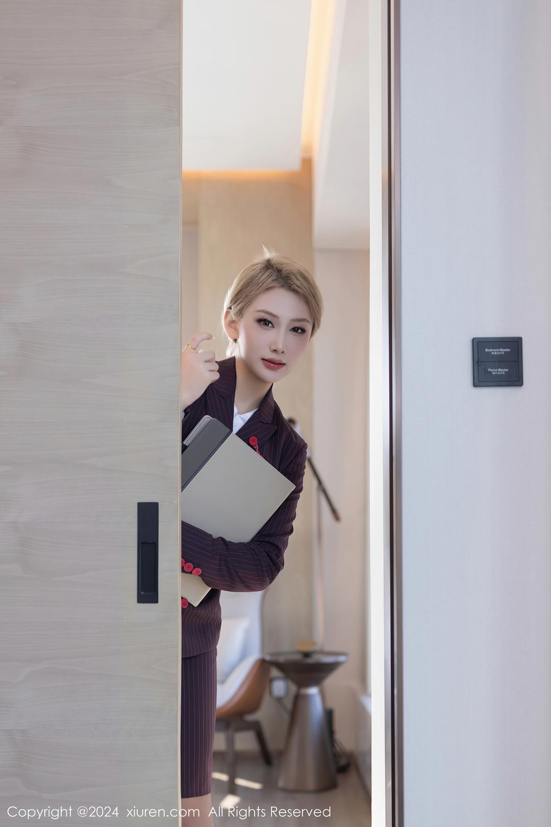 [XIUREN秀人网] 2024.01.31 NO.8042 沈青黛 [78P-699MB]