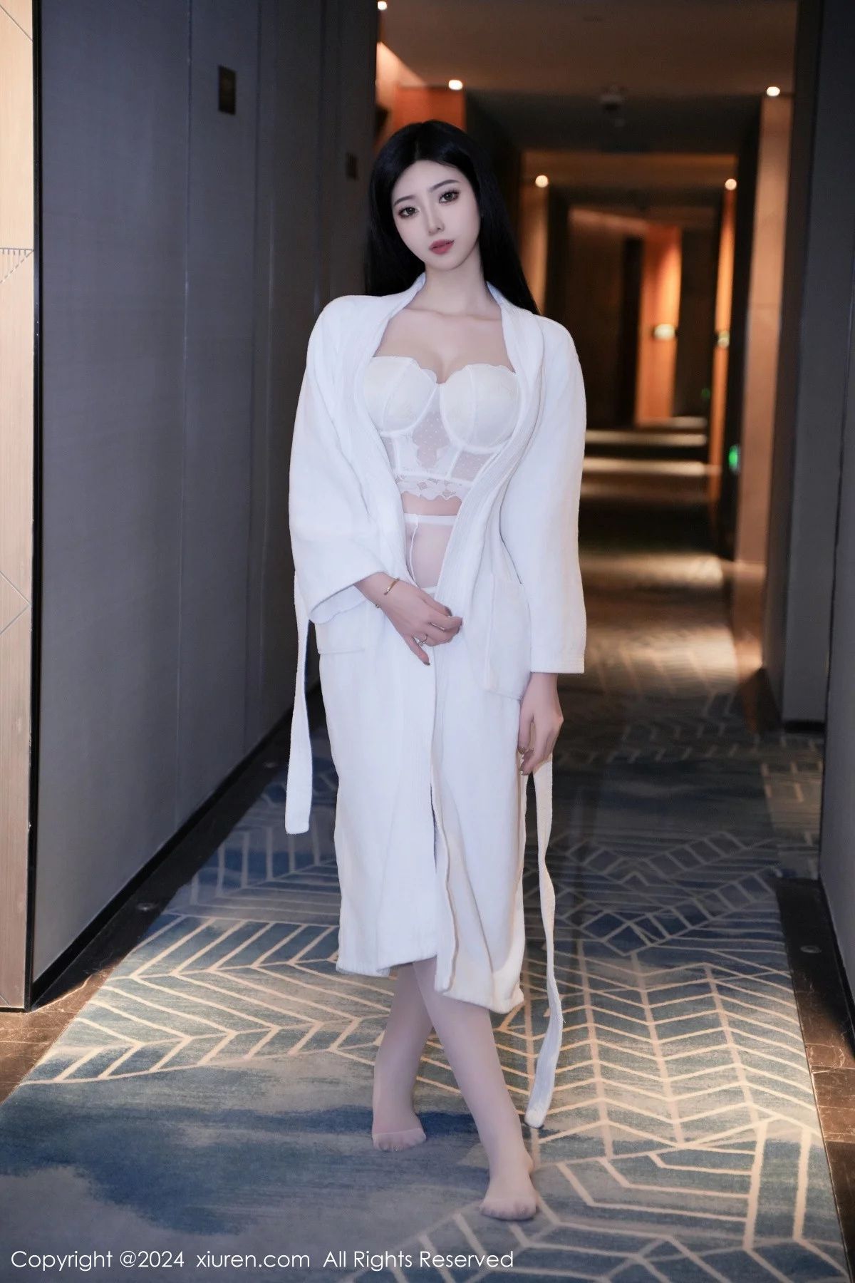 [XIUREN秀人网] 2024.01.15 NO.7960 安琪Yee [64P-582MB]