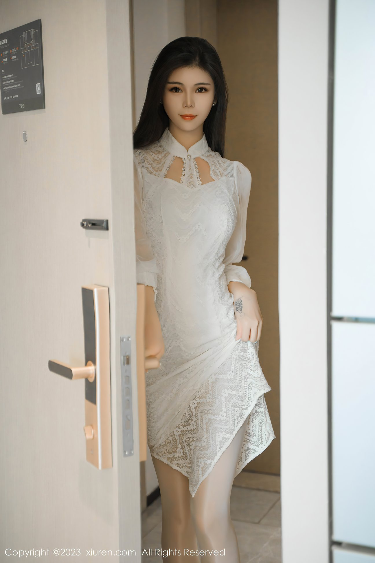 [XIUREN秀人网] 2023.10.25 NO.7559 雪糕CiCi  [76P-702MB]