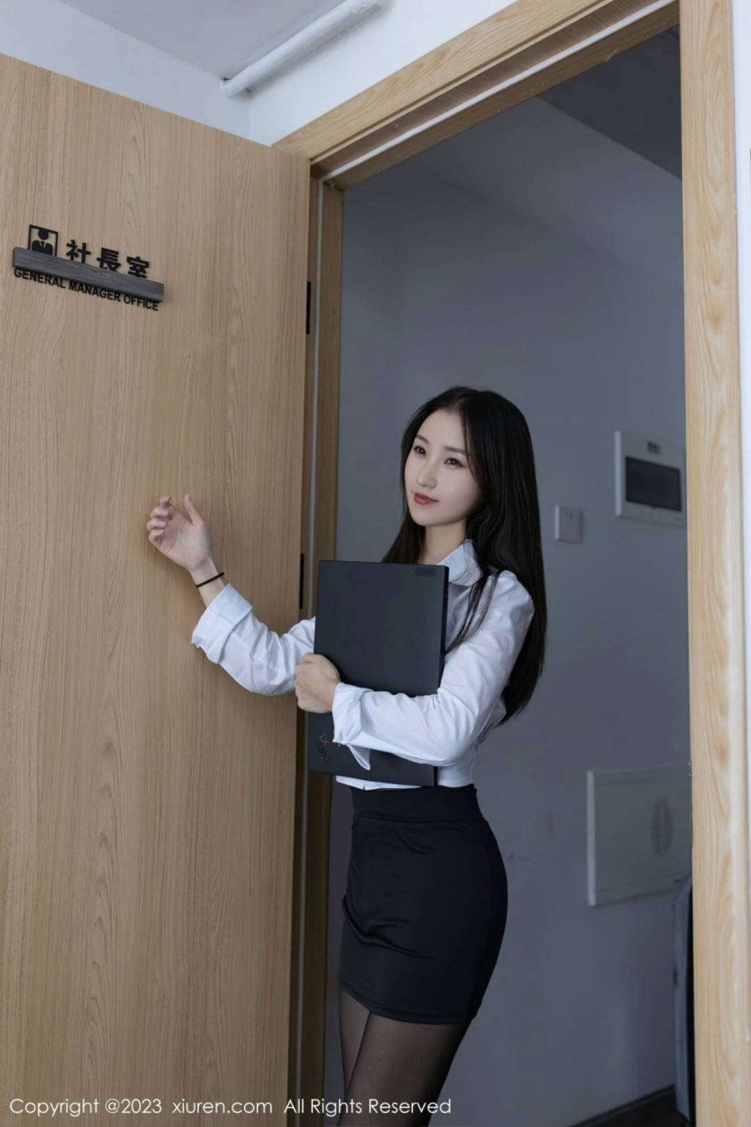 [XIUREN秀人网] 2023.04.28 NO.6664 鱼子酱Fish [81P-696MB]