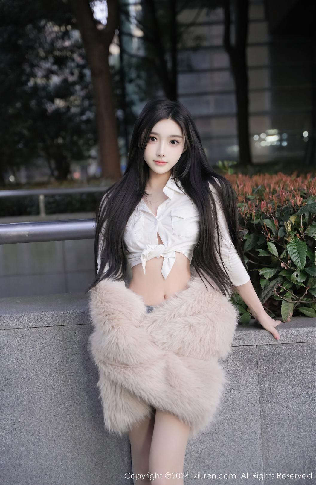 [XIUREN秀人网] 2024.03.20 NO.8261 龙雪儿 [77P-768MB]