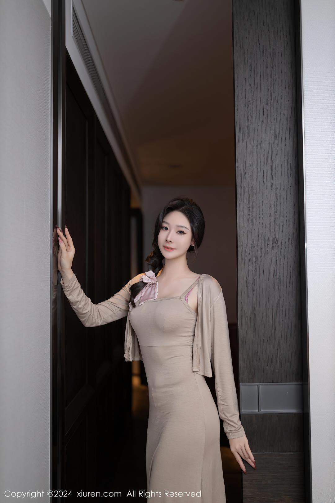 [XIUREN秀人网] 2024.04.18 NO.8417 小逗逗 [84P-790MB]