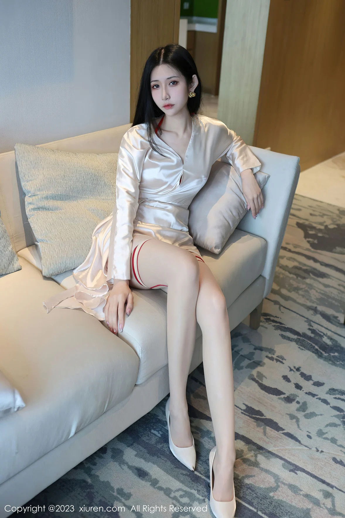 [XIUREN秀人网] 2023.05.17 NO.6750 依娜Yina [80P-765MB]