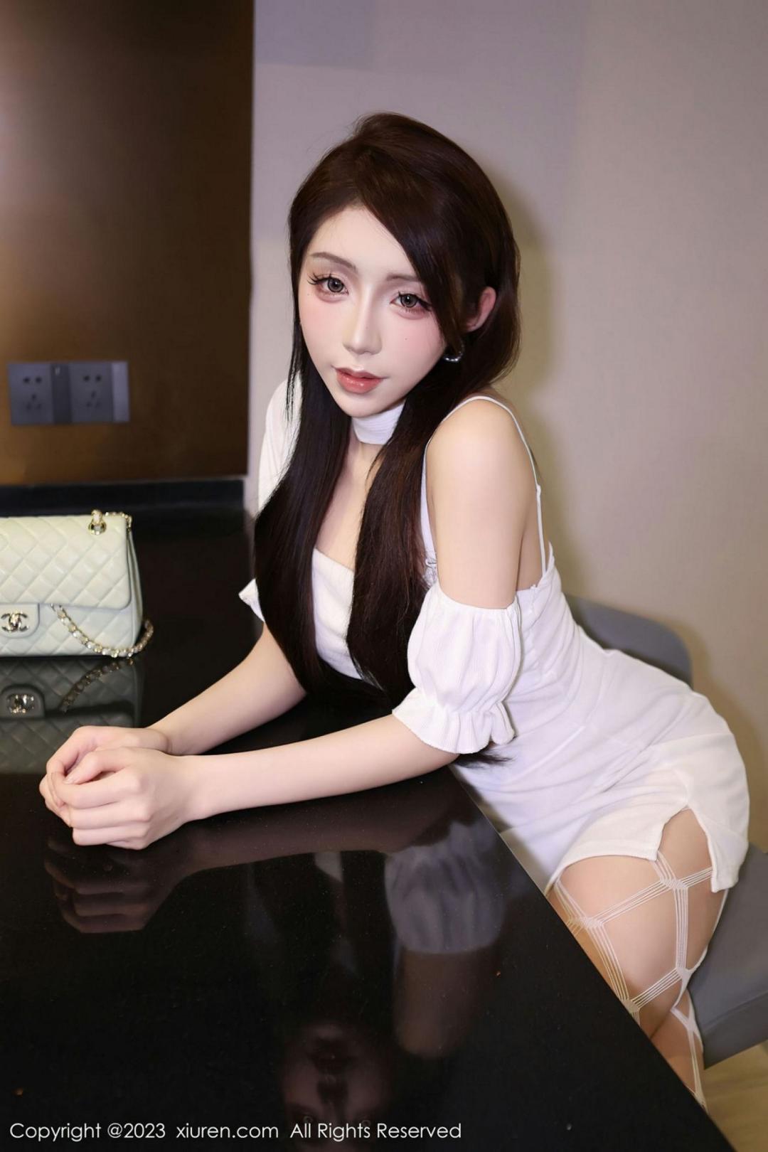 [XIUREN秀人网] 2023.04.11 NO.6555 金幼汐Vivian [81P-693MB]