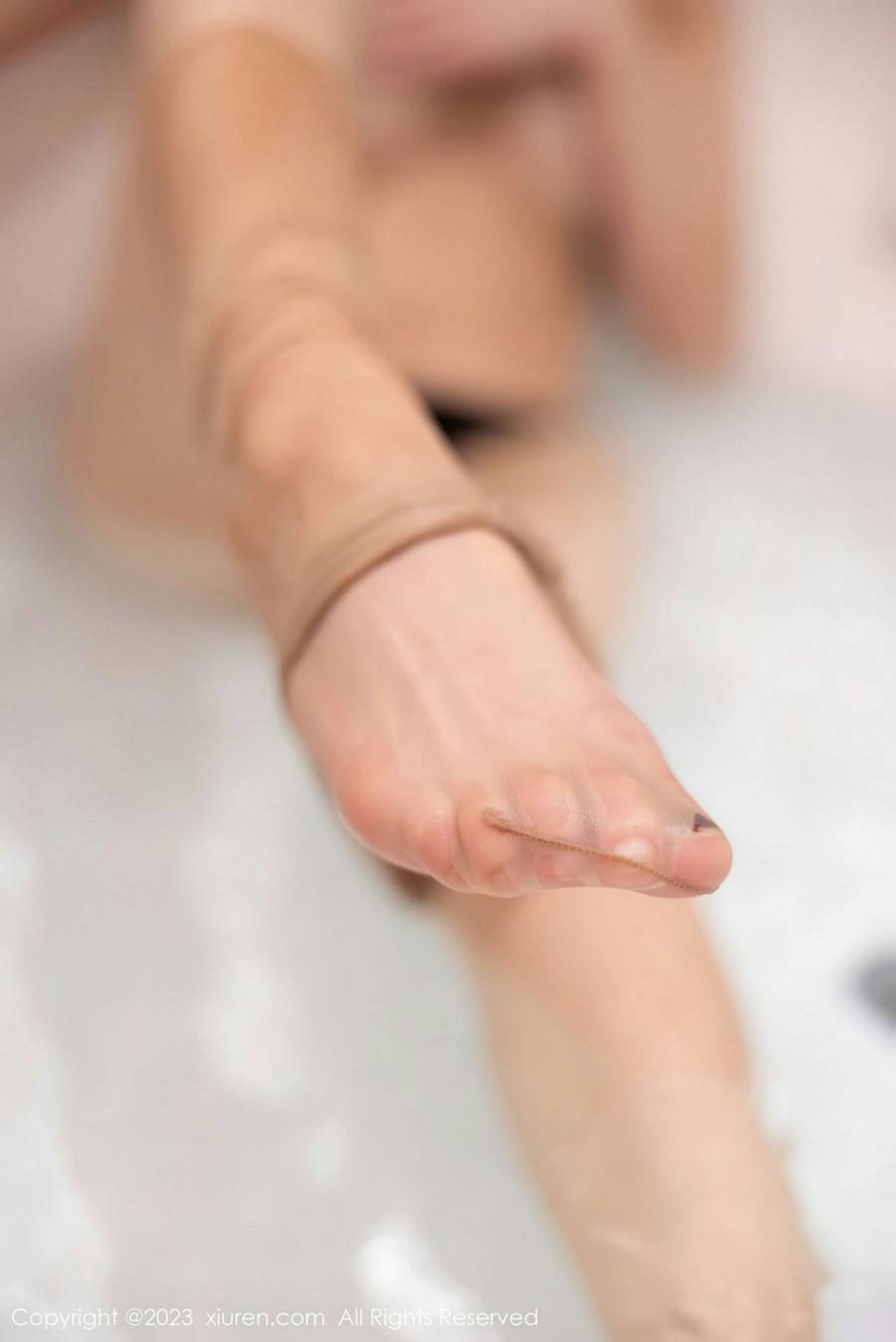 [XIUREN秀人网] 2023.02.28 NO.6335 媛媛酱belle [99P-786MB]
