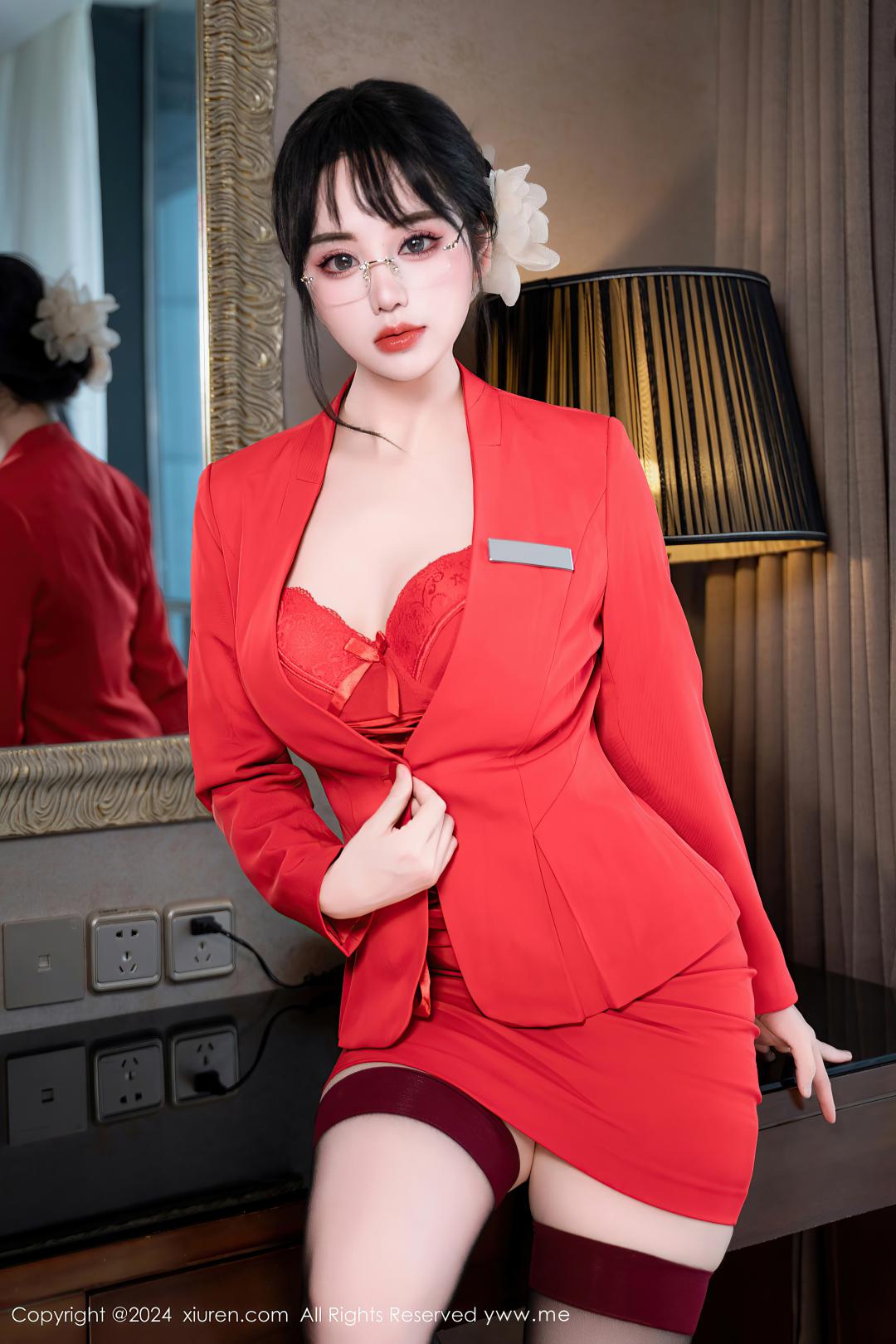 [XIUREN秀人网] 2024.04.09 NO.8360 汐汐爱吃草莓 [60P-629MB]