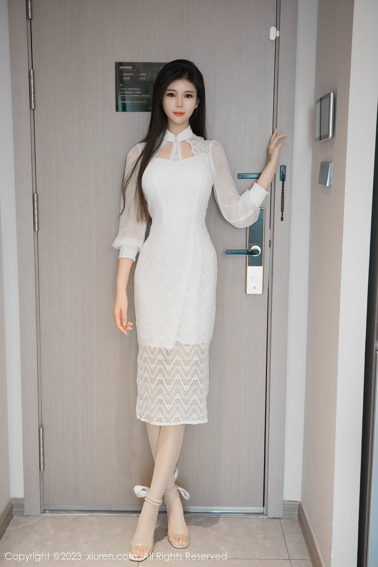 [XIUREN秀人网] 2023.10.25 NO.7559 雪糕CiCi  [76P-702MB]