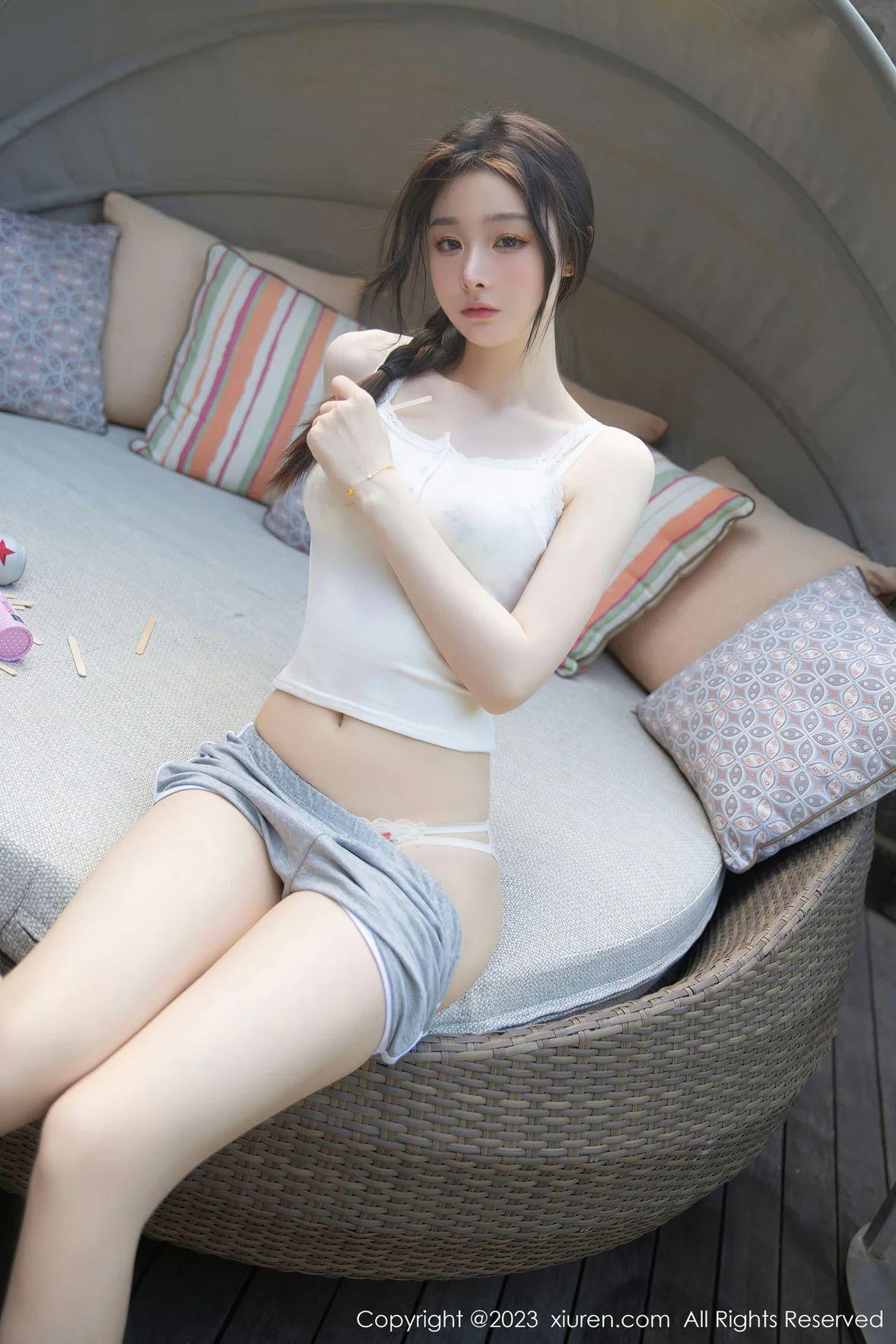 [XIUREN秀人网] 2023.08.11 NO.7221 是小逗逗 [80P-588MB]
