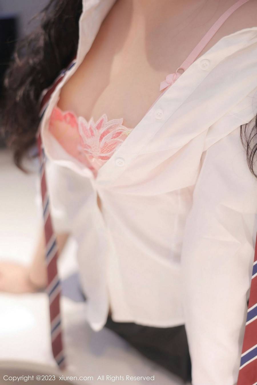[XIUREN秀人网] 2023.03.02 NO.6350 江真真 [90P-809MB]