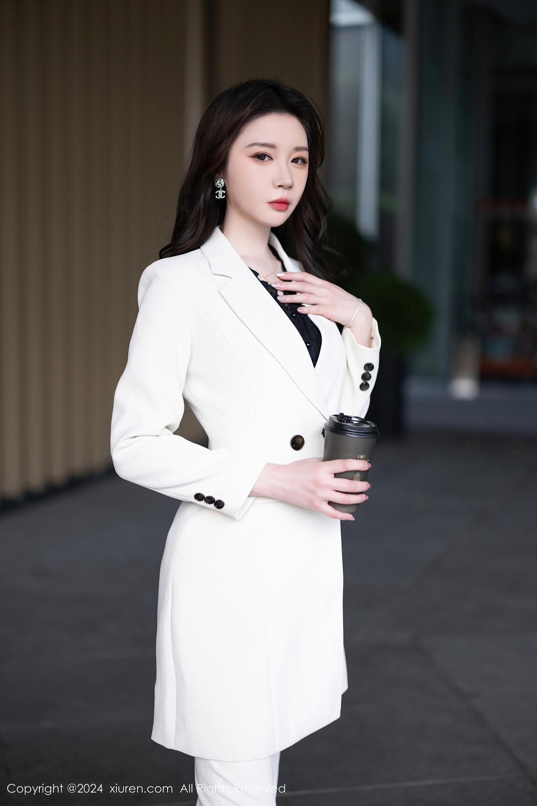 [XIUREN秀人网] 2024.04.08 NO.8354 梦心玥 [90P-708MB]