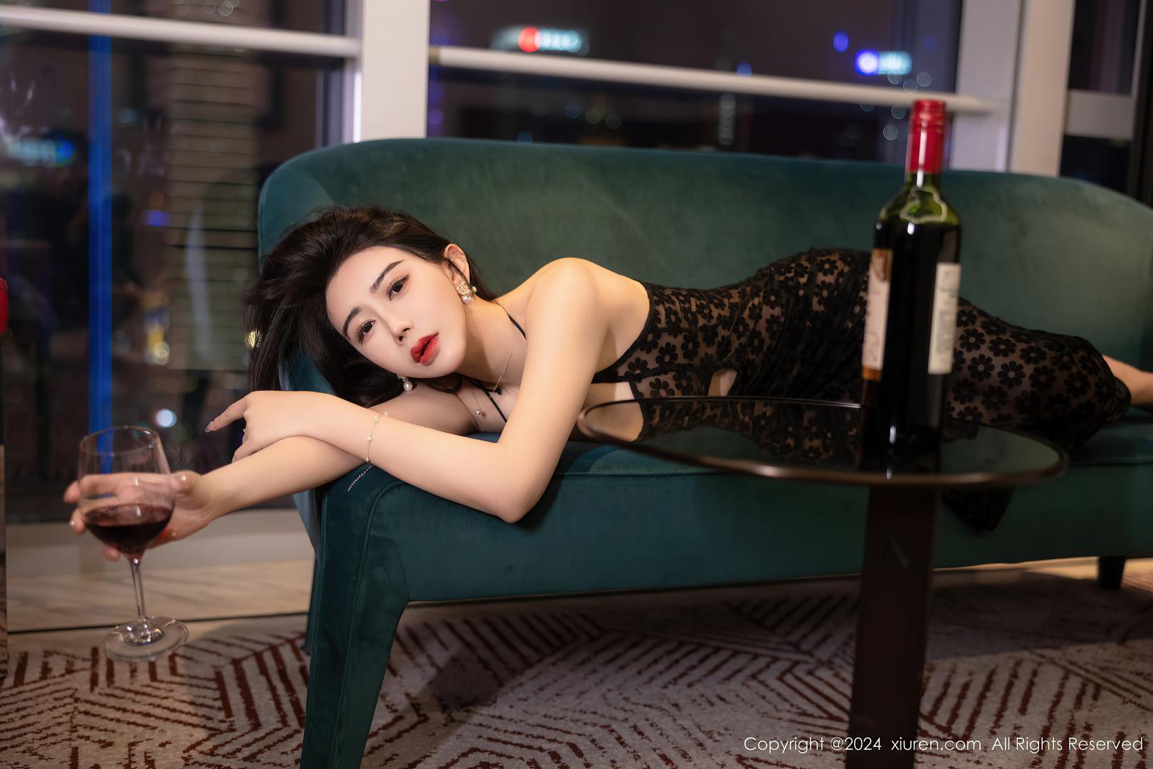 [XIUREN秀人网] 2024.04.08 NO.8355 李若汐 [77P-732MB]