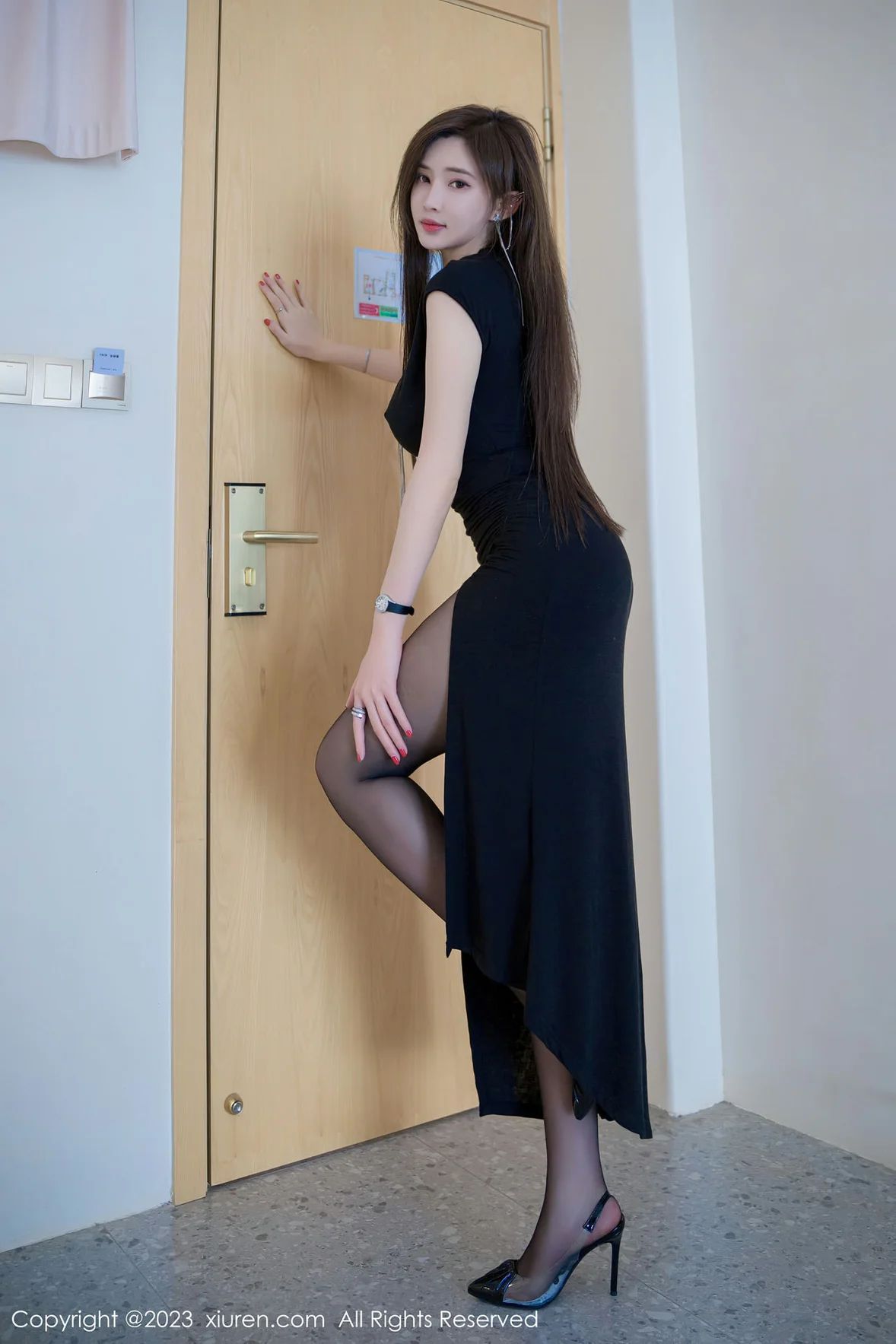 [XIUREN秀人网] 2023.08.24 NO.7280 Carol周妍希 [91P-869MB]