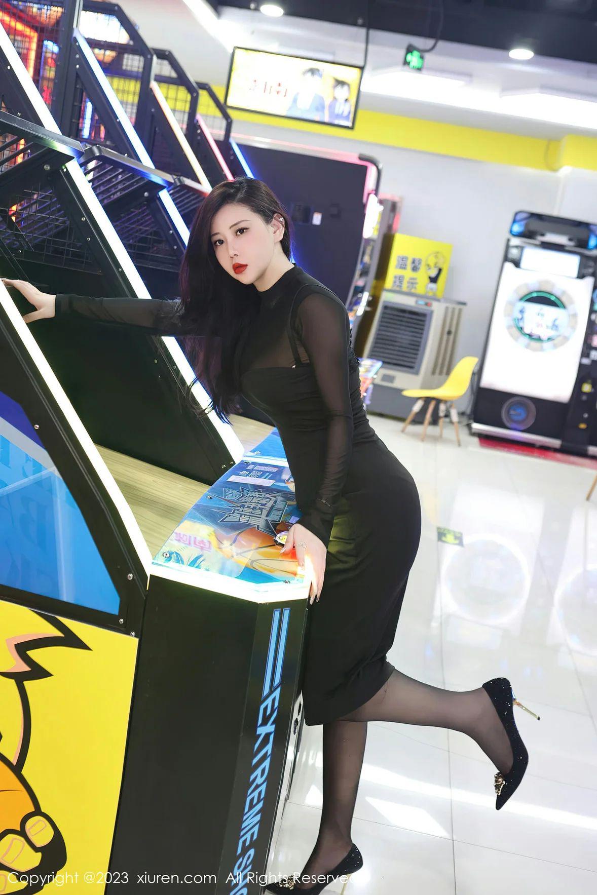 [XIUREN秀人网] 2023.08.14 NO.7230 王婉悠Queen [71P-370MB]